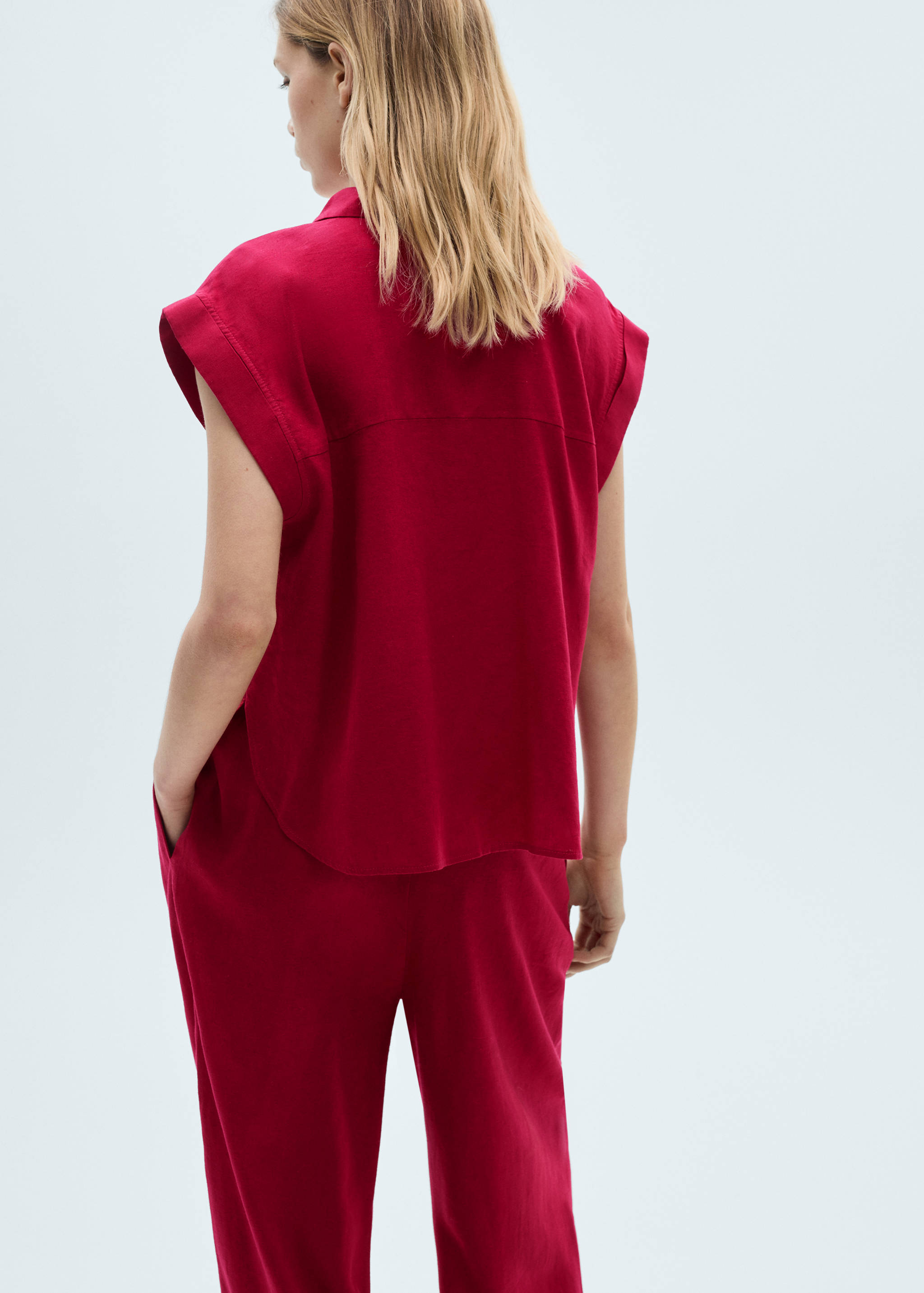 Blusa lino fluida - Reverso del artículo