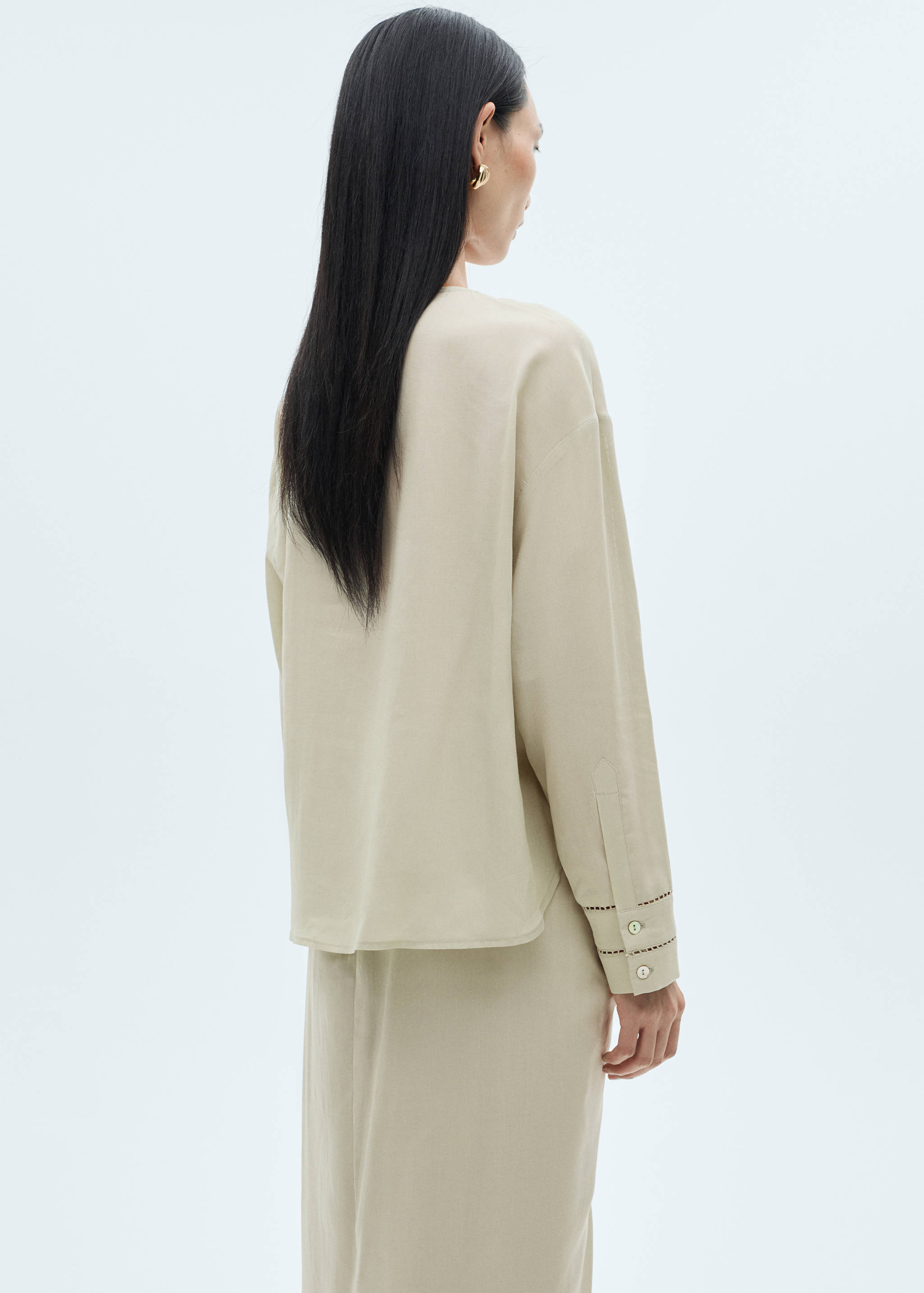 Bluză din lyocell cu detalii ajurate - Spatele articolului