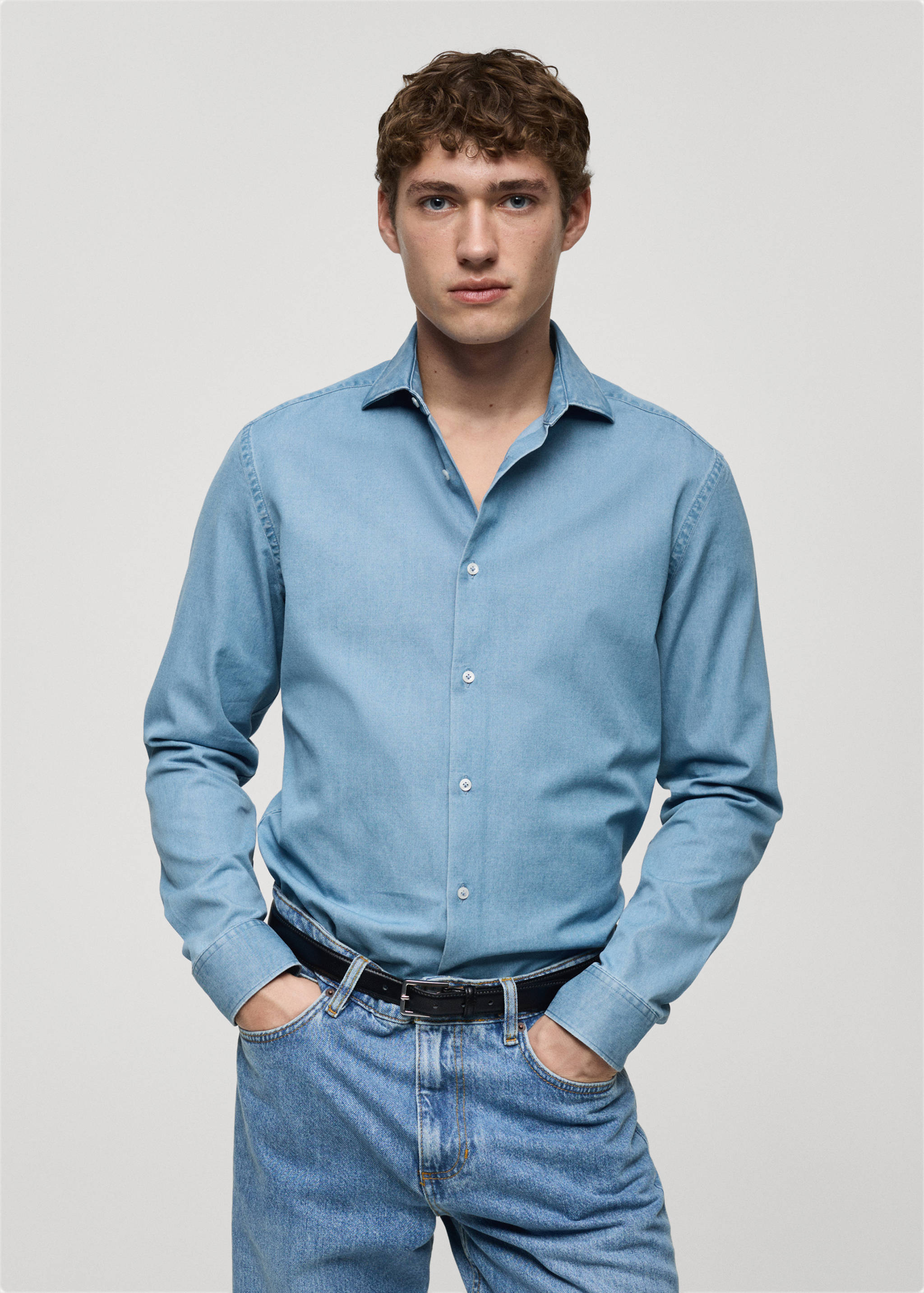 100% cotton chambray shirt - Medium plane