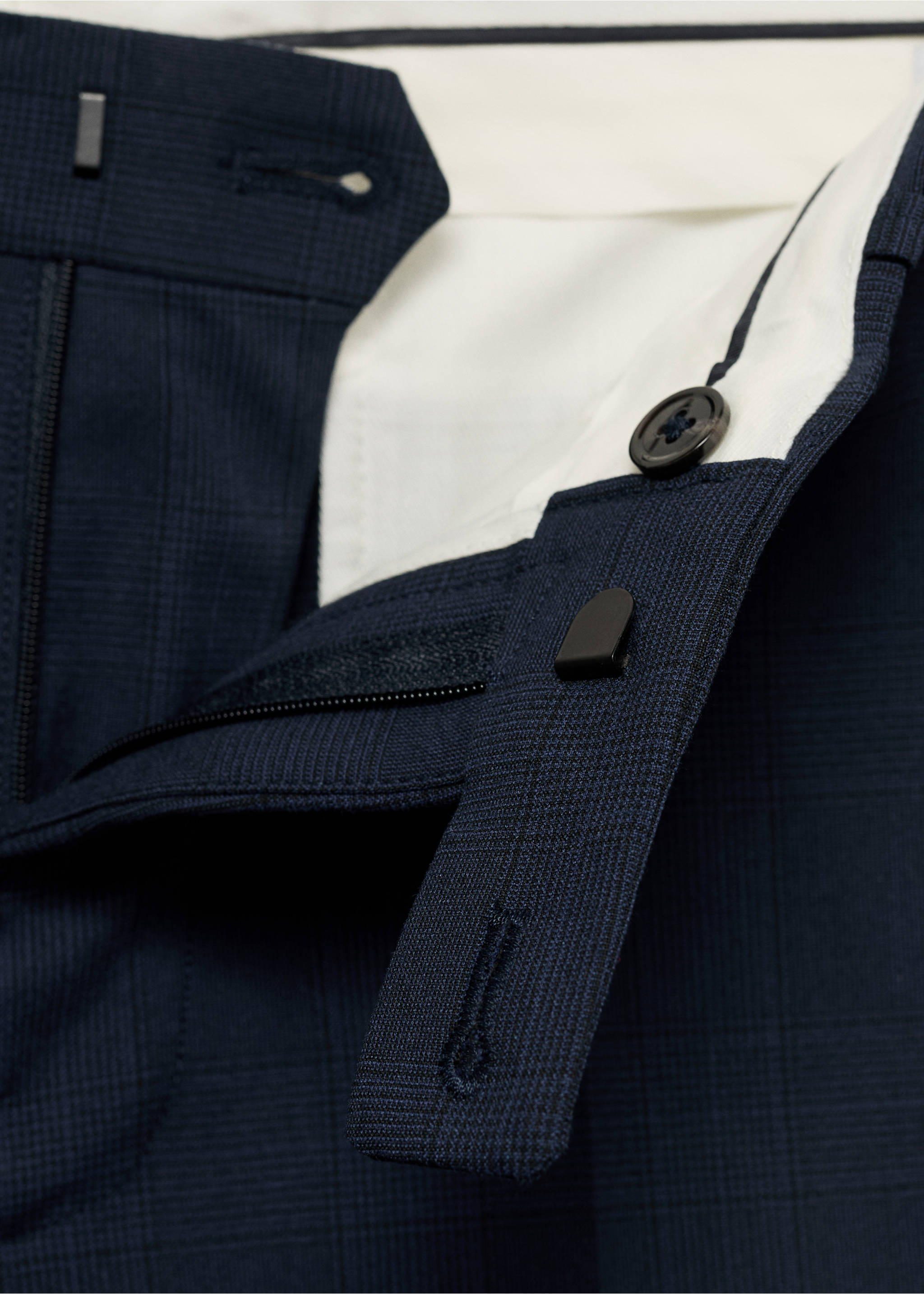 Milan slim fit kumaş pantolon - Ürün detayı 0, Lacivert. Ref: 87060602-00.