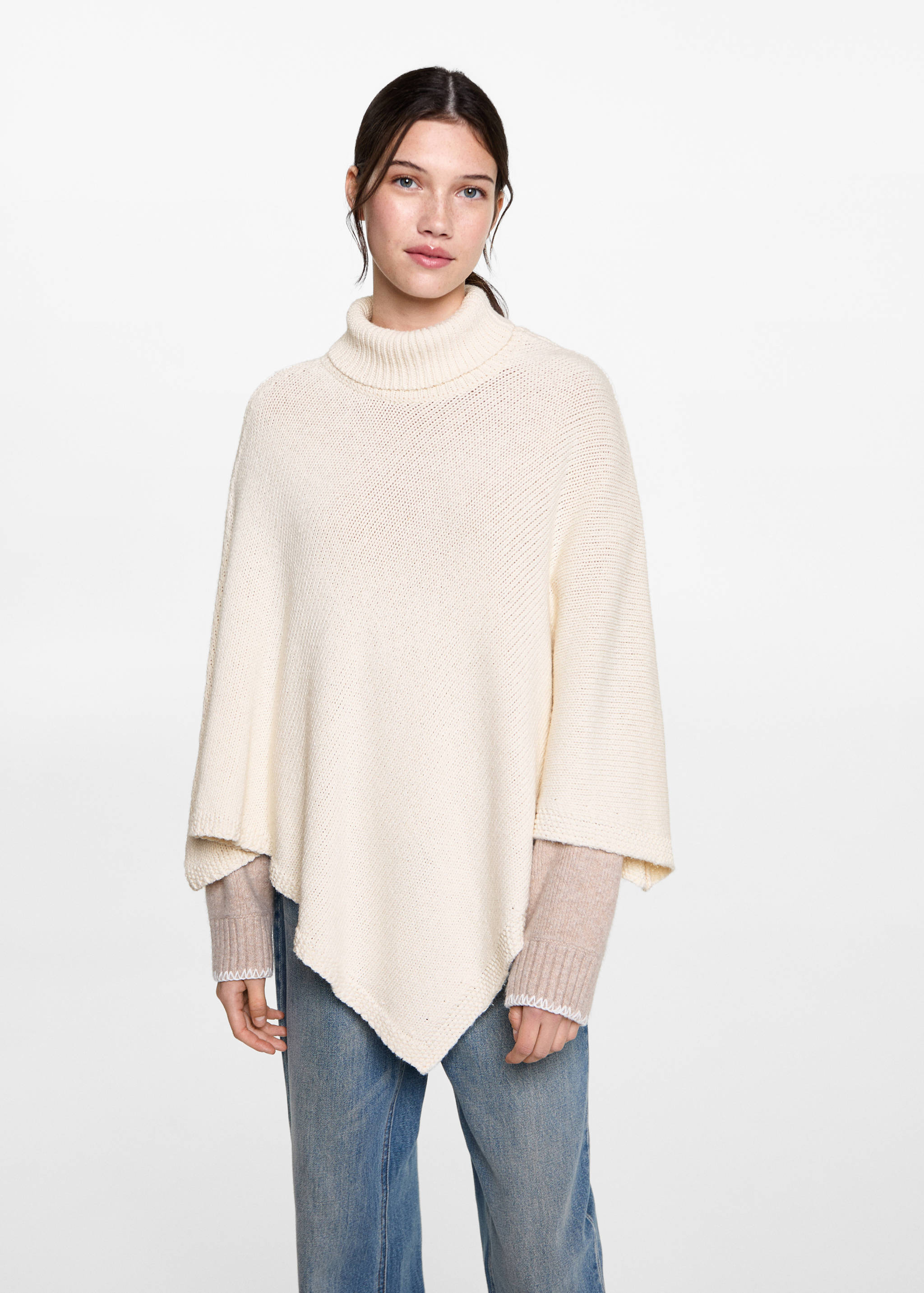 Knit poncho - Medium plane