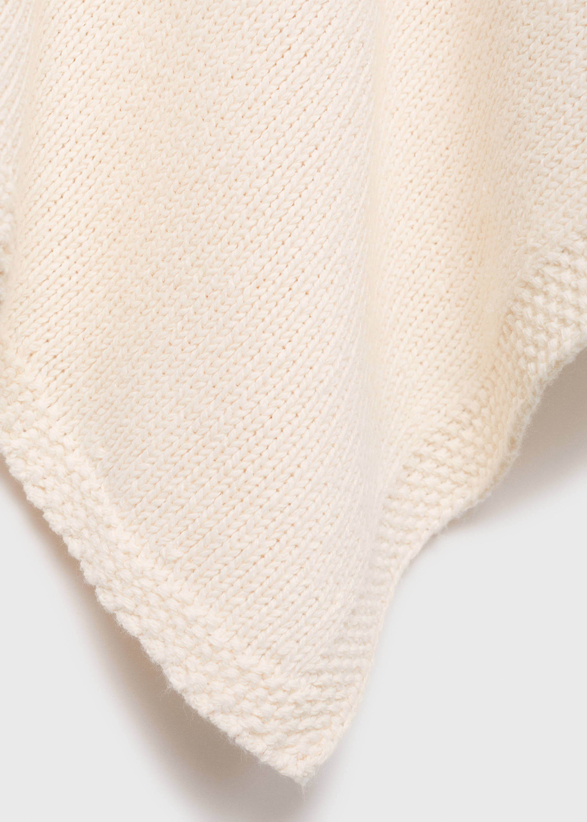Knit poncho - Details of the article 0