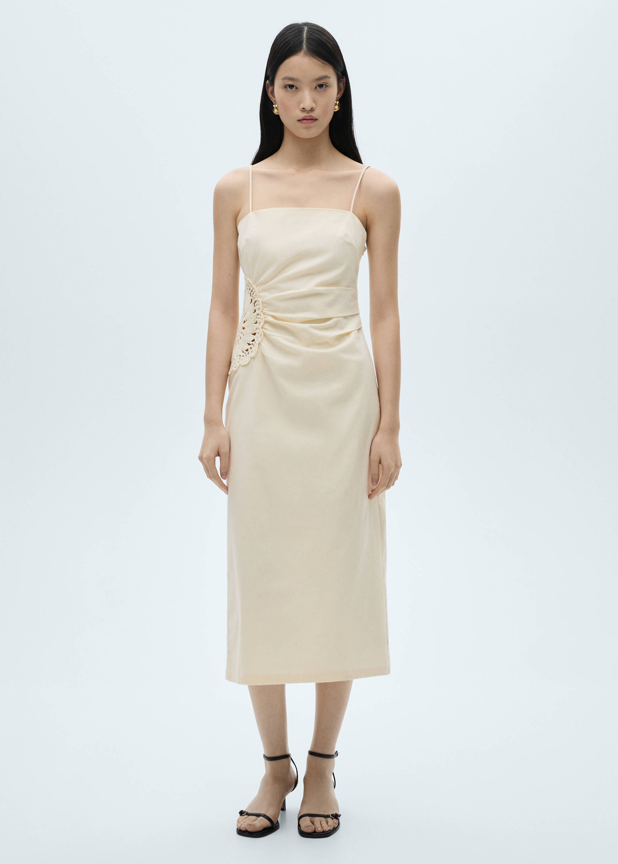 Linen blend dress with openwork flowers - General plane