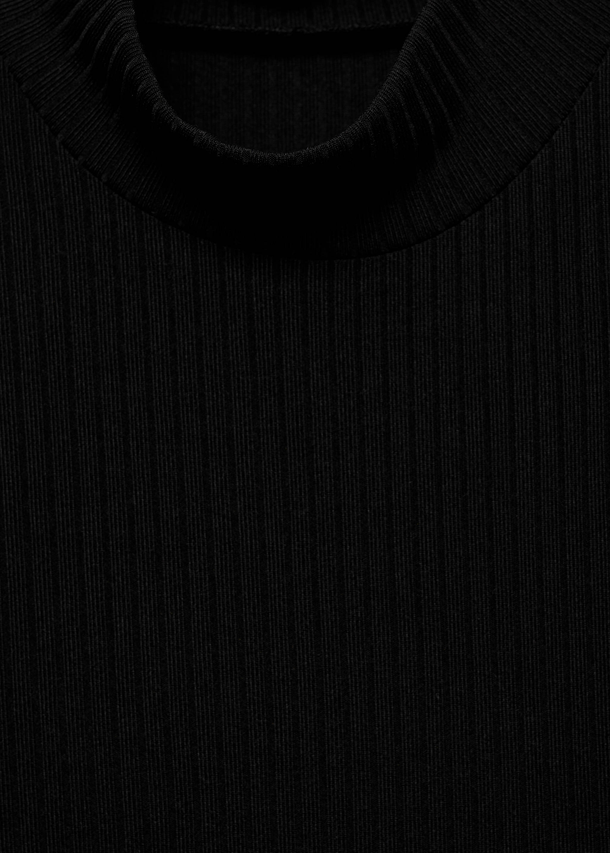 Dress with pleats and belt - Details of the article 0