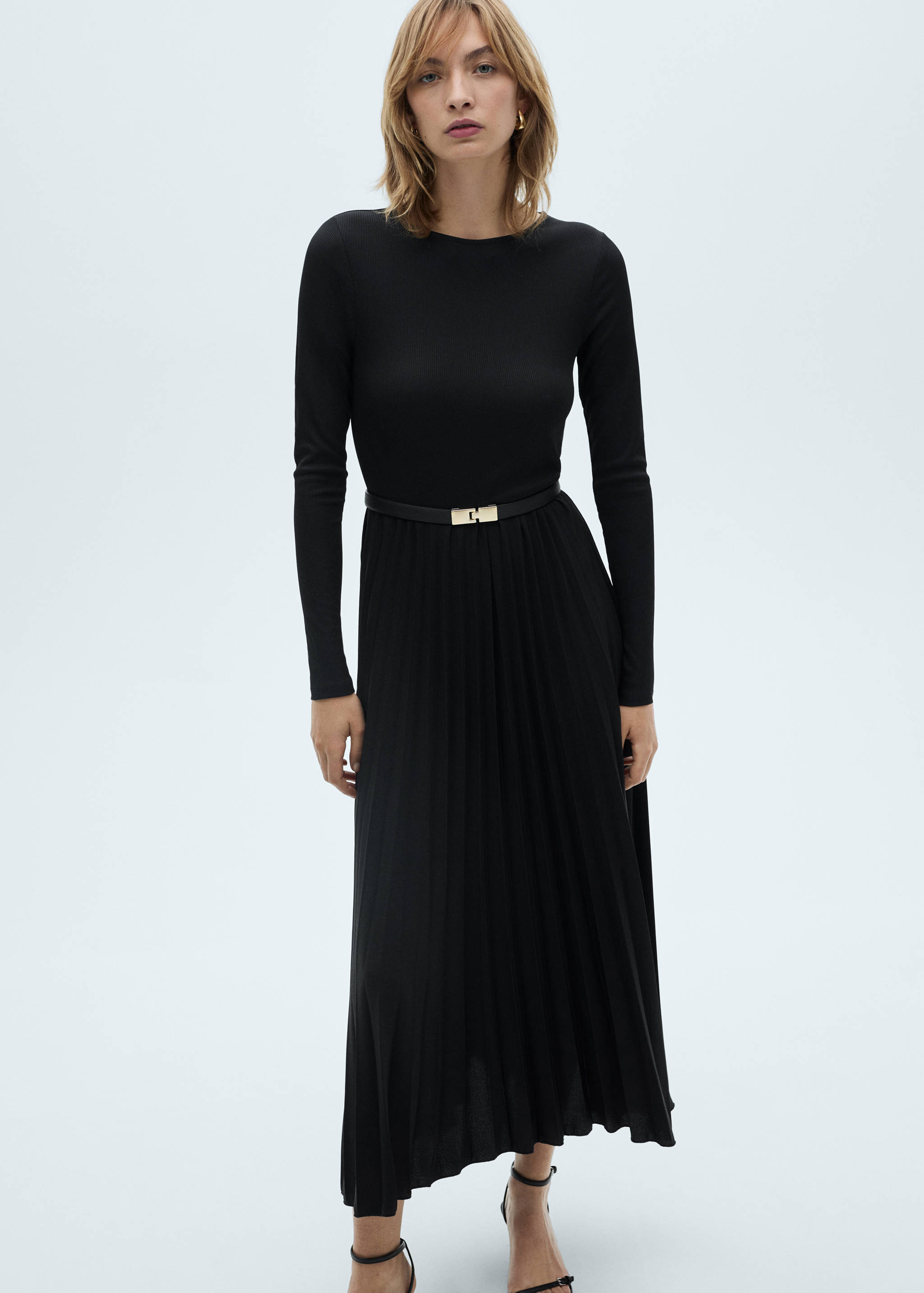 Pleated A-line dress - Medium plane