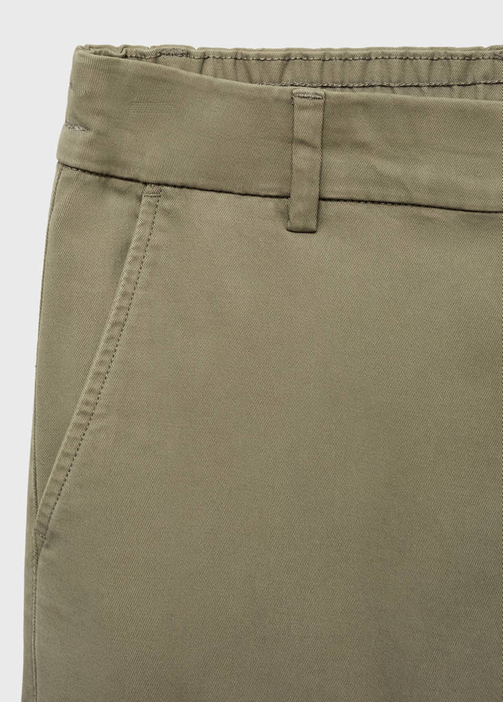 Straight-fit chino trousers — Mint Green