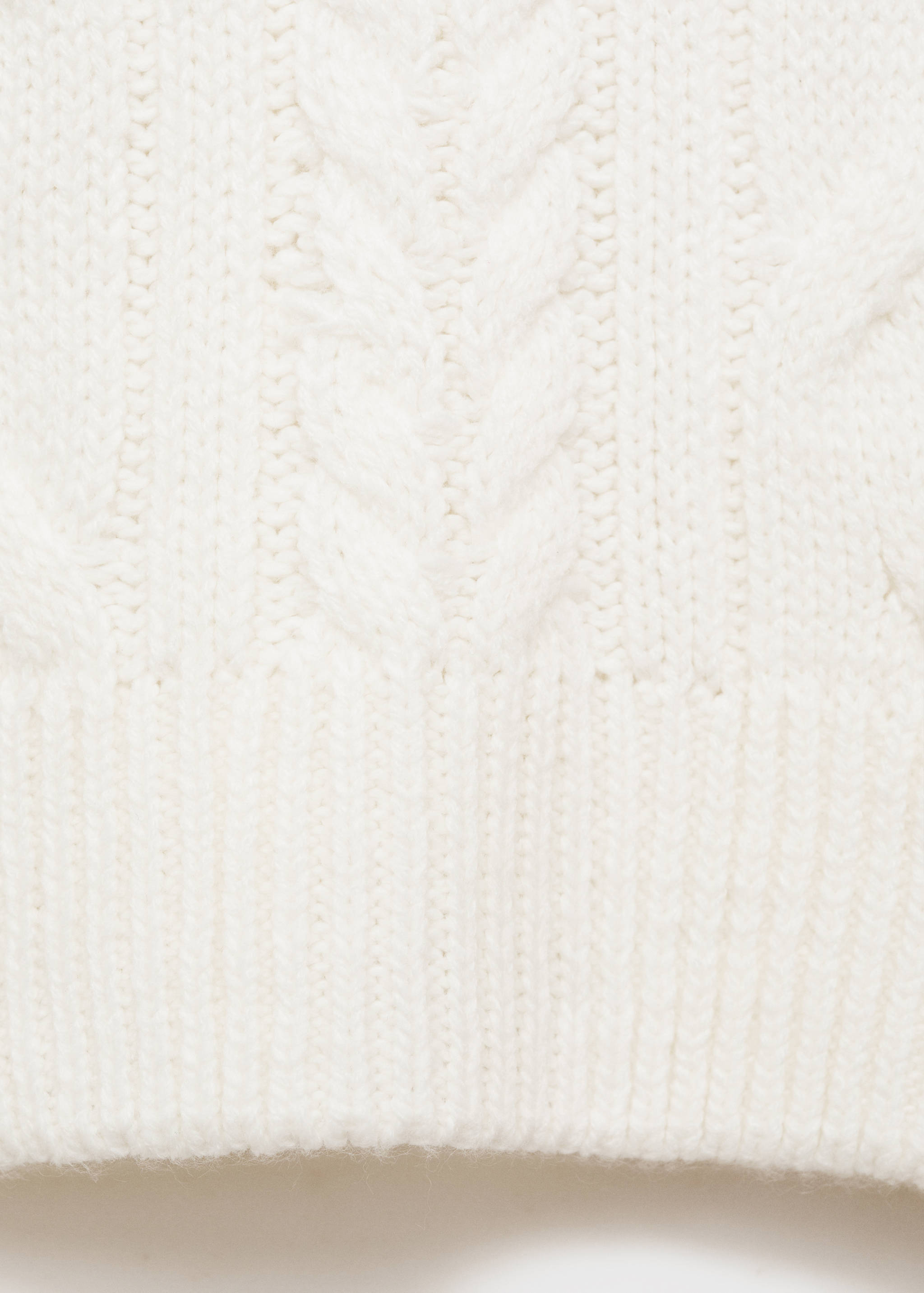 Cable-knit sweater - Details of the article 0