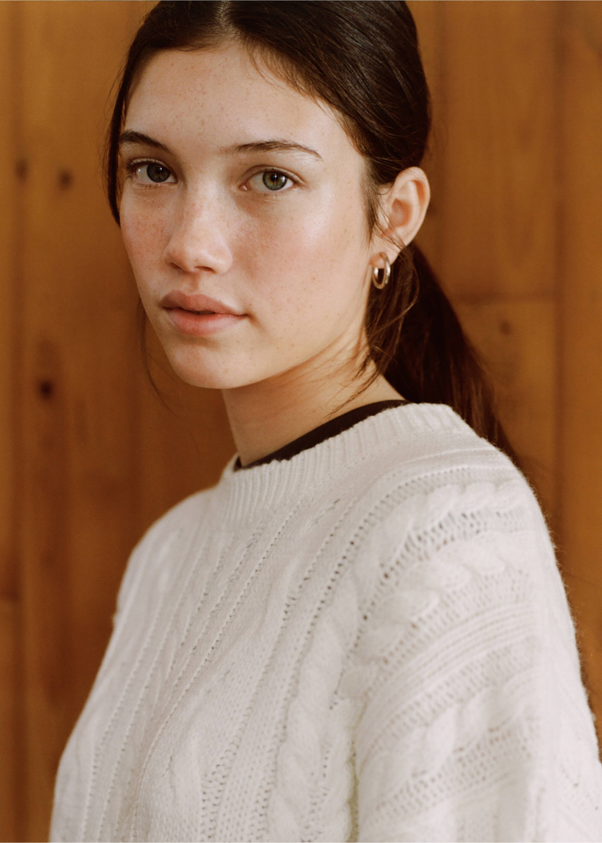 Cable-knit sweater - Details of the article 5, Off White. Ref: 87061514-00.