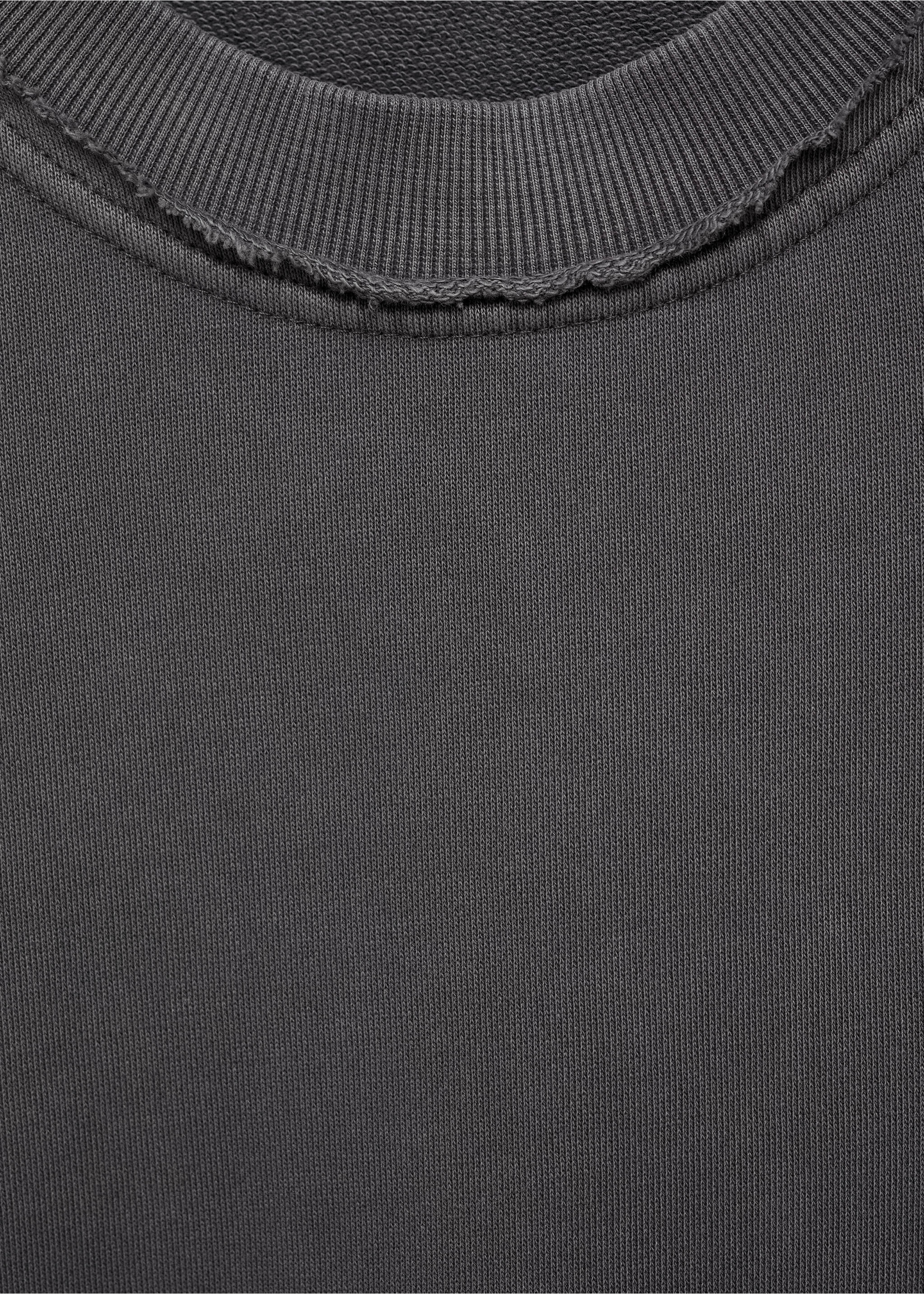 Sudadera efecto desgastado - Detalle del artículo 8, Gris antracita. Ref: 87061515-00.