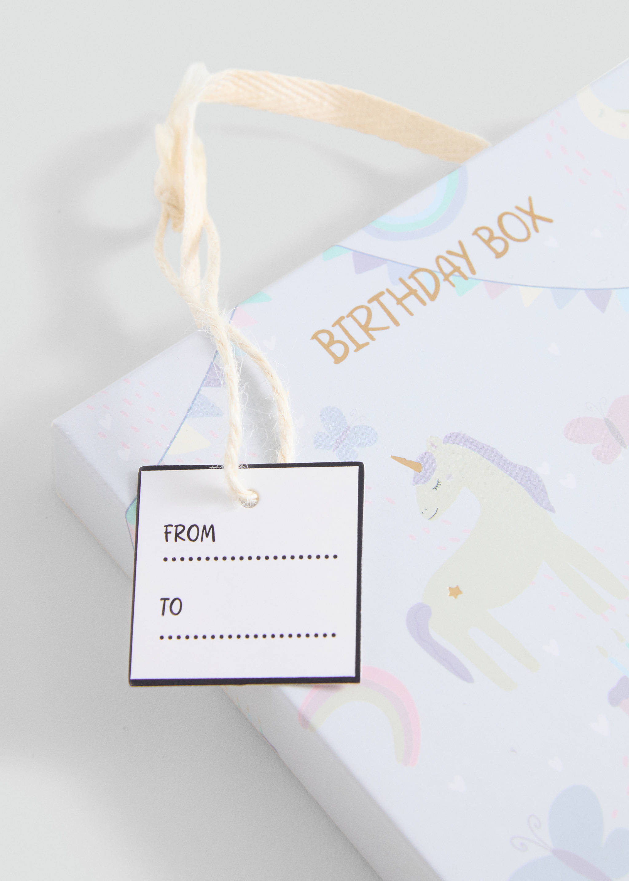 Birthday gift box - Details of the article 1