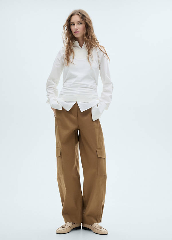 Leather moccasins with tassels — Beige