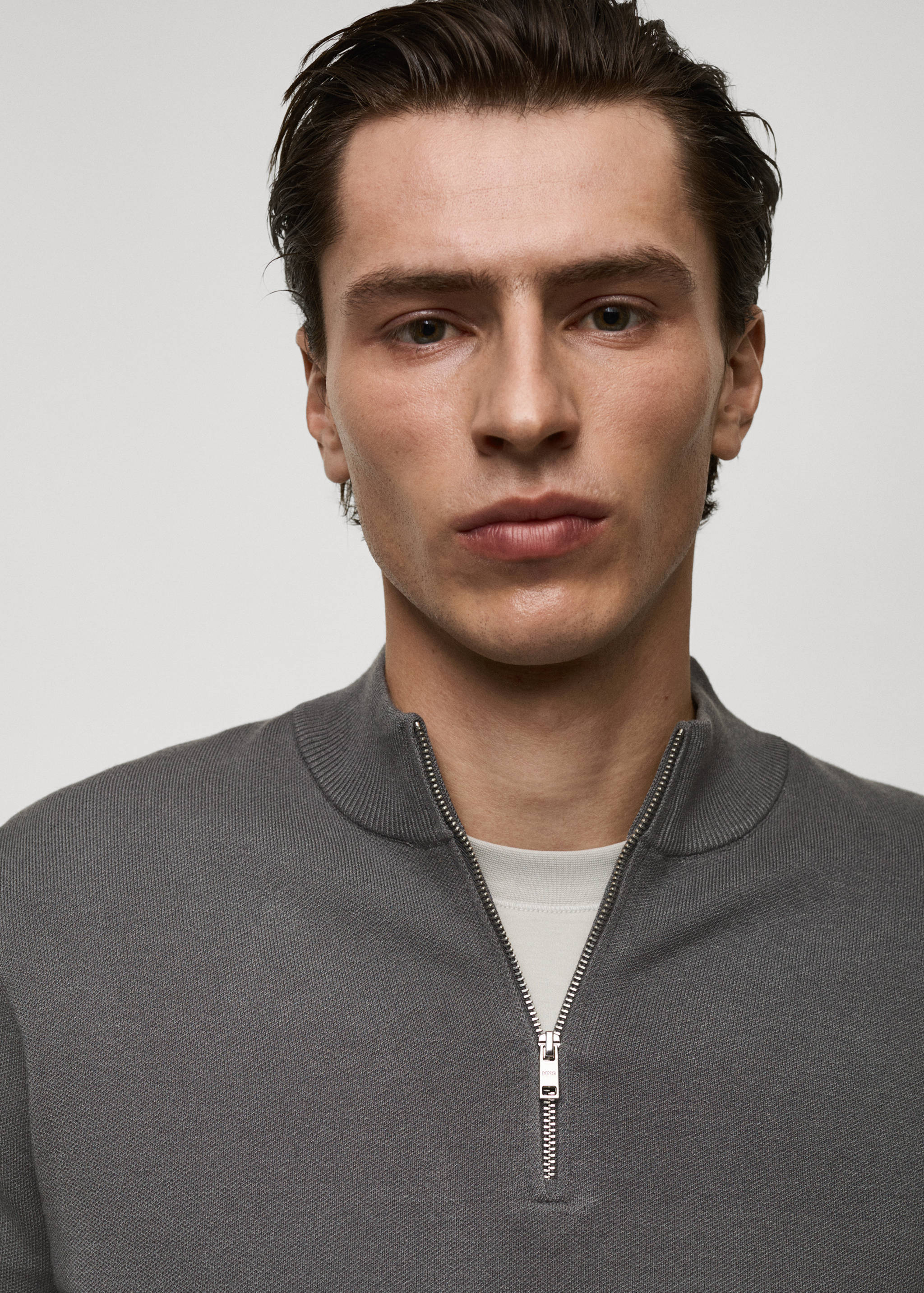 Pull col montant zip - Détail de l'article 1