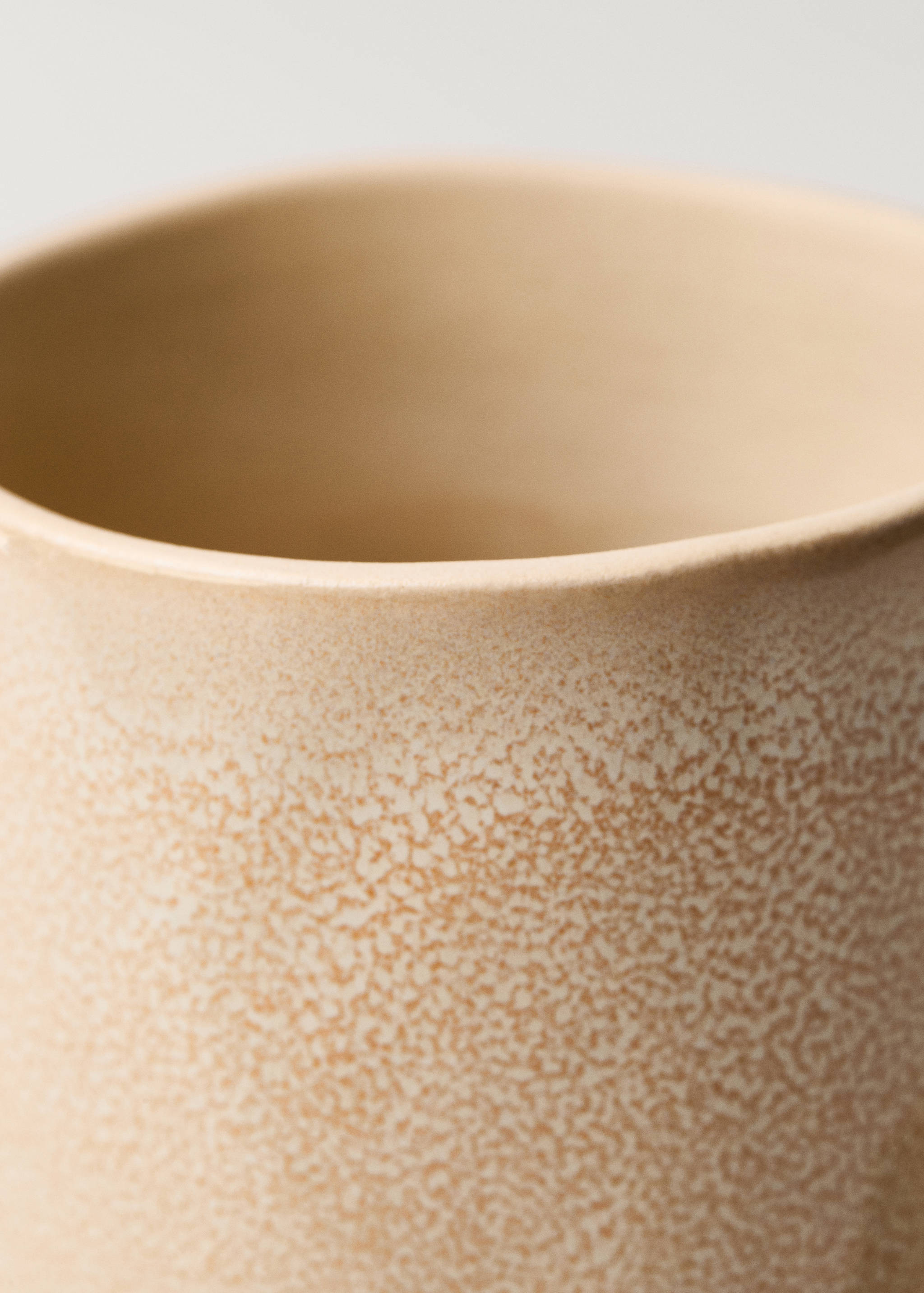 Medium cylindrical stoneware vase - Details of the article 4