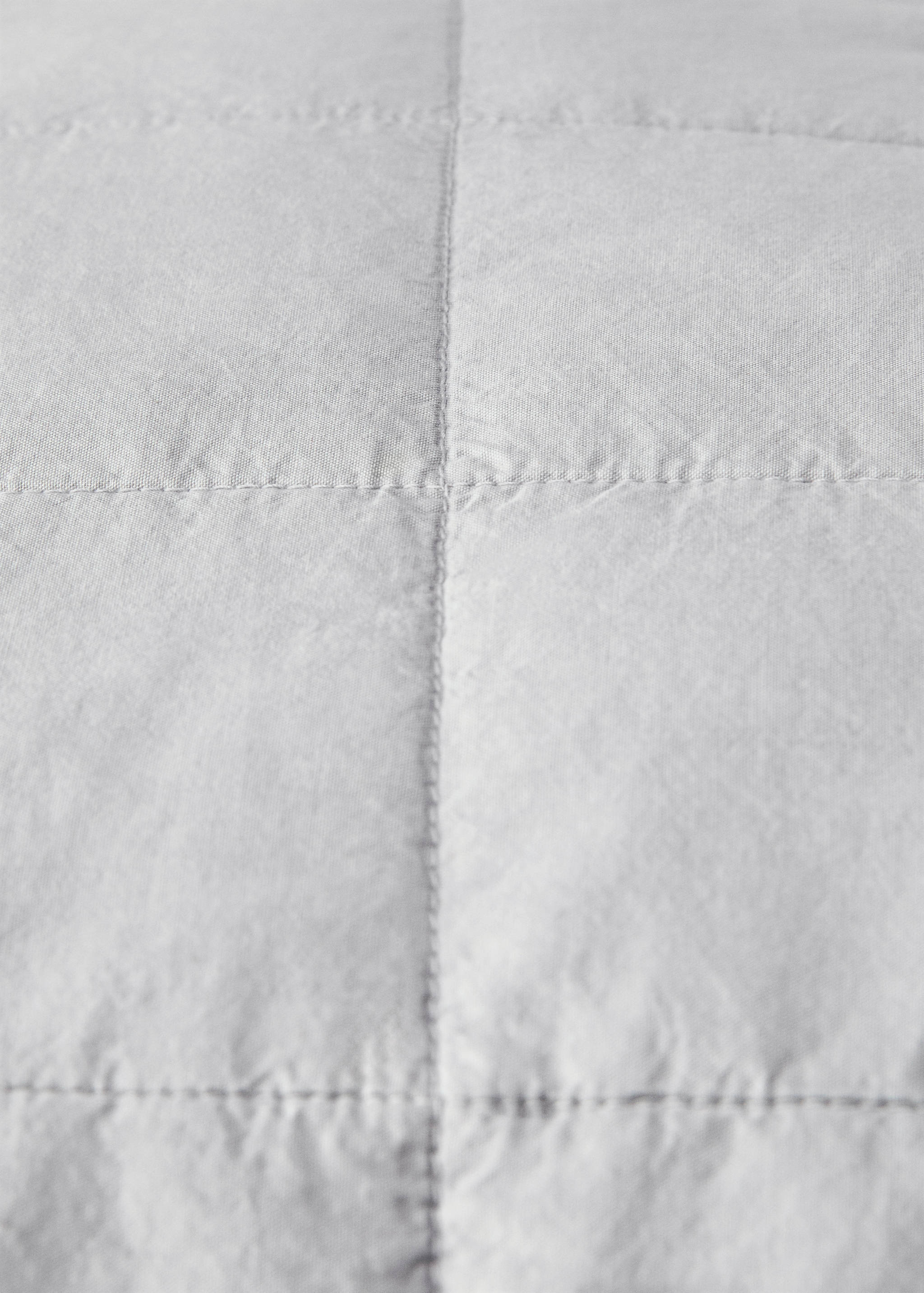 Cotton percale garment-dyed check cushion cover, 50x50 cm - Details of the article 2