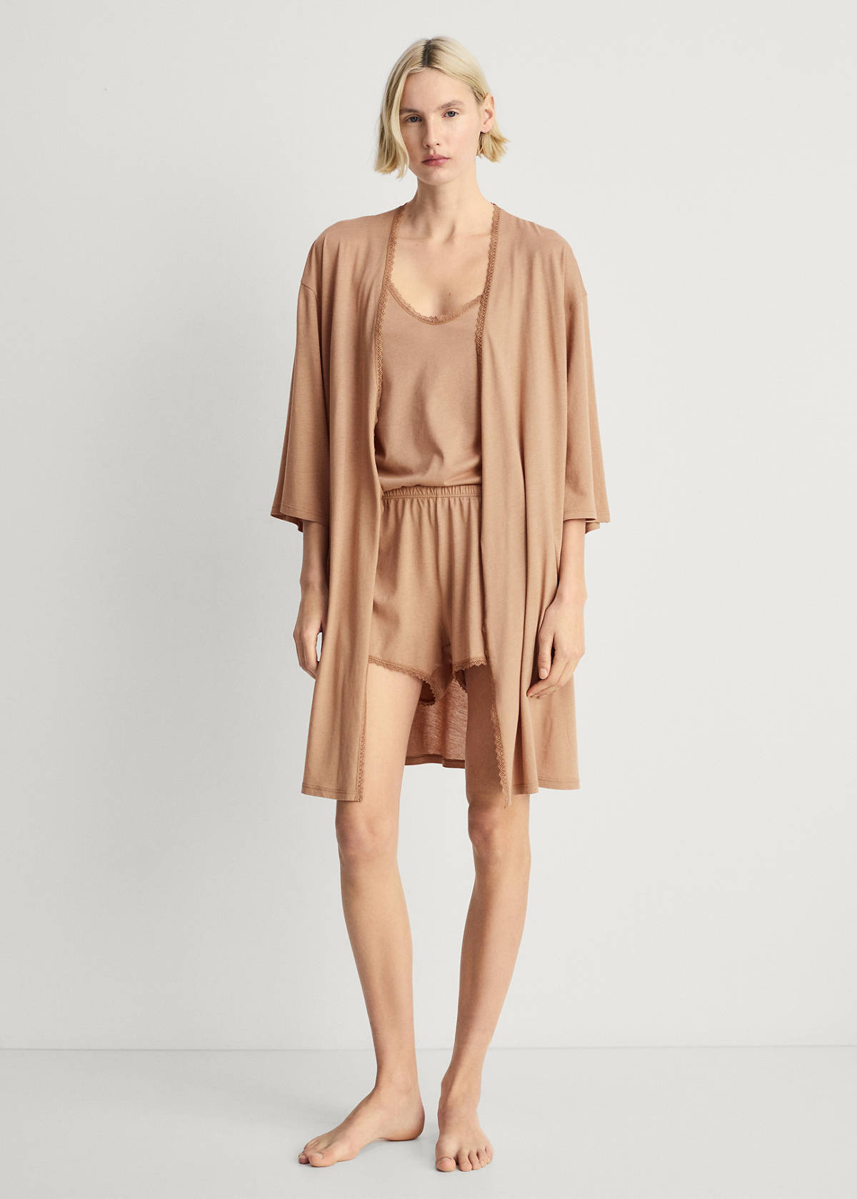 Cotton robe with contrasting lace — Medium Brown