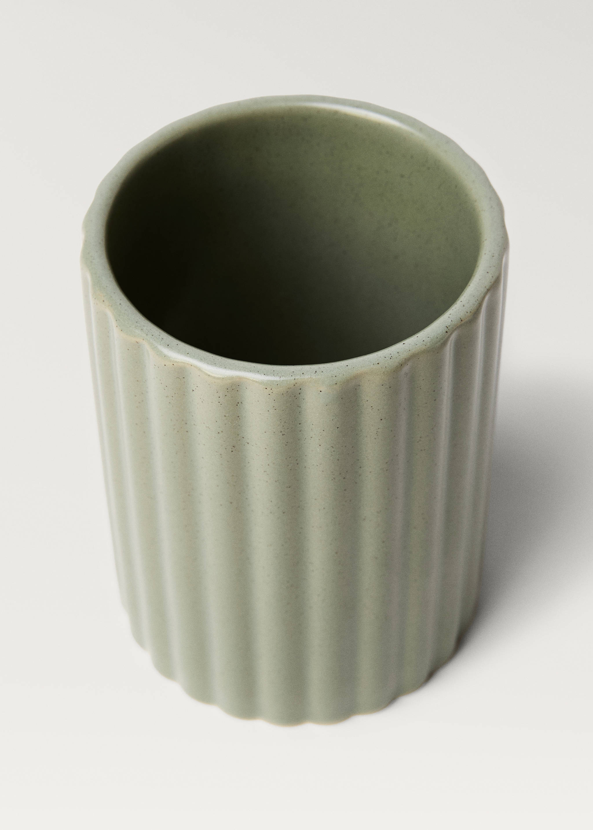 Striped stoneware bathroom tumbler - Details of the article 1