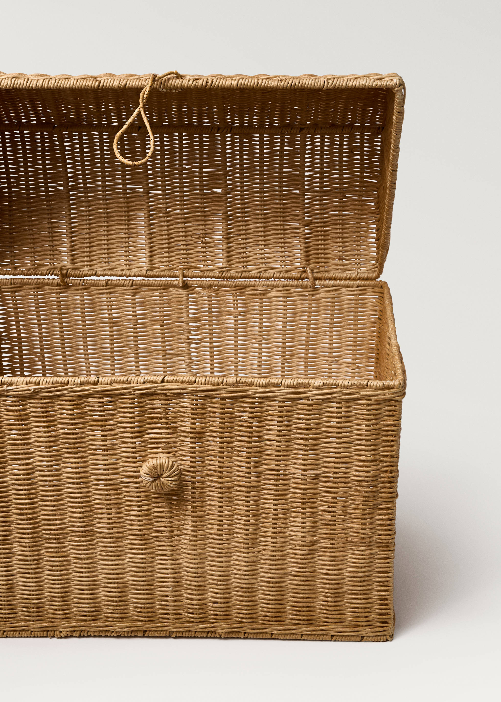 Medium rattan basket trunk - Details of the article 3