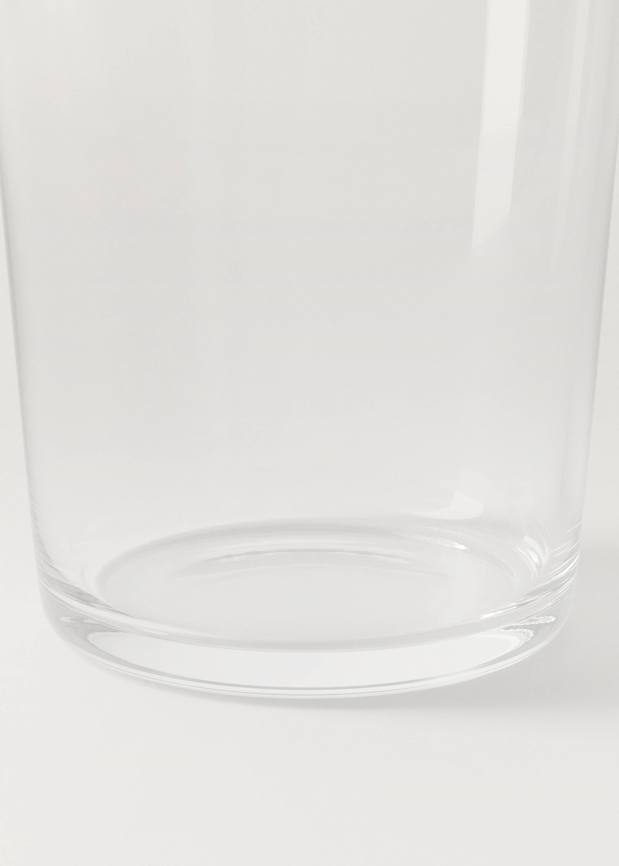 Medium glass with plain design - Details of the article 2