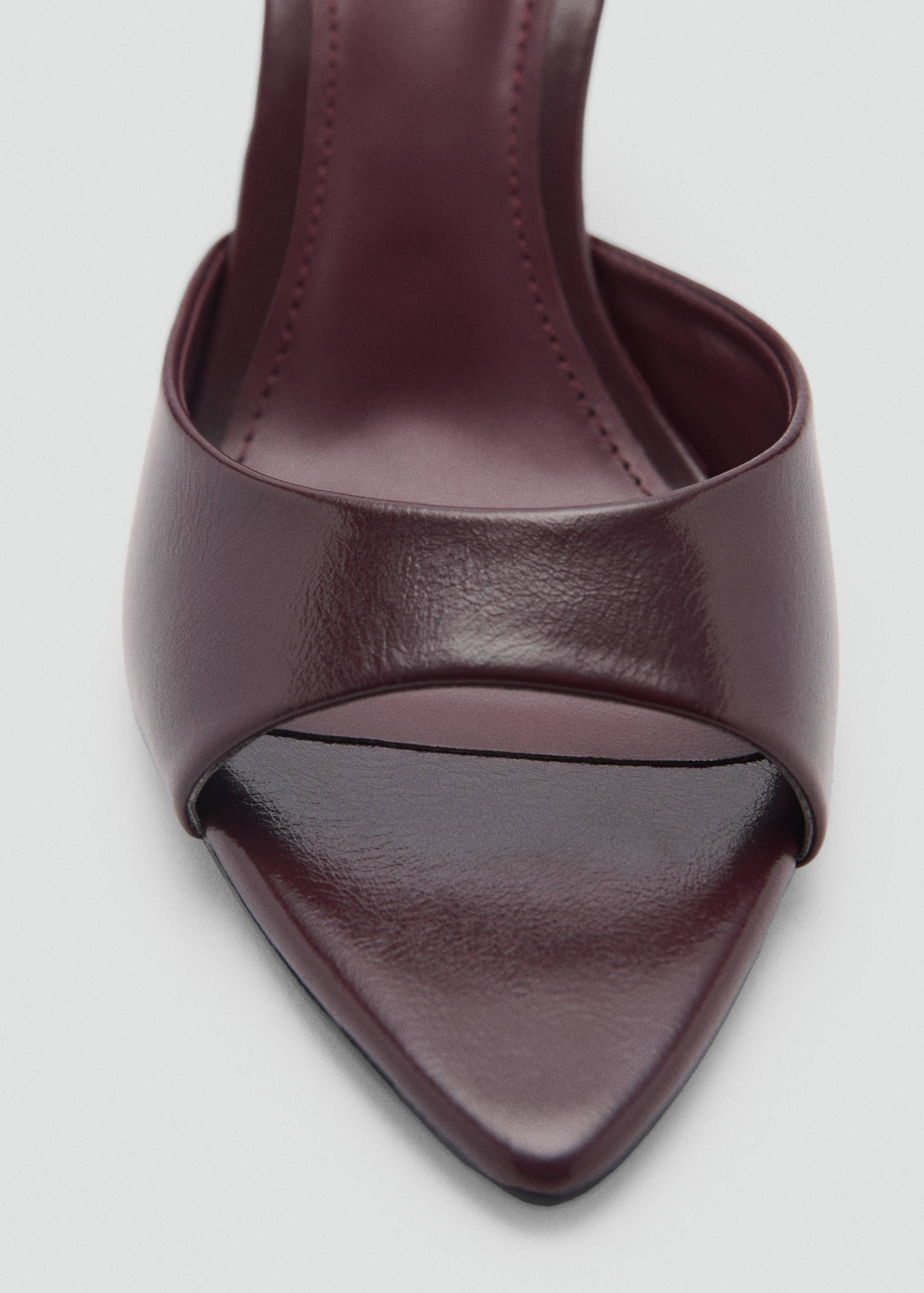 Pointed heel sandals - Details of the article 2