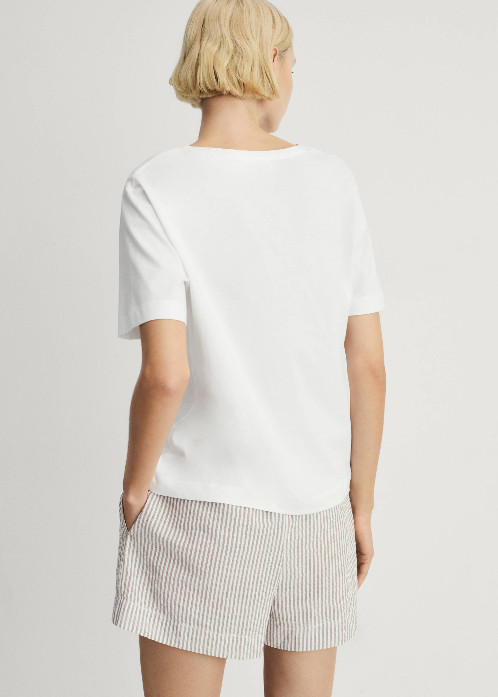 Pyjama deux pièces court en seersucker à rayures - Verso de l’article