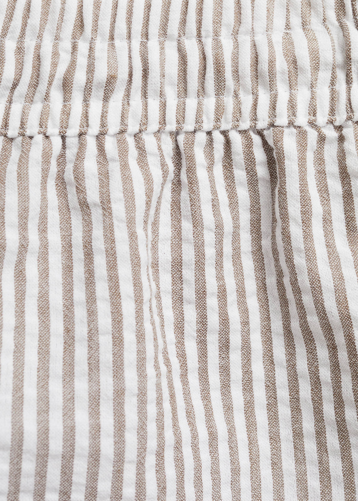 Two-piece striped seersucker pyjama shorts — Medium Brown