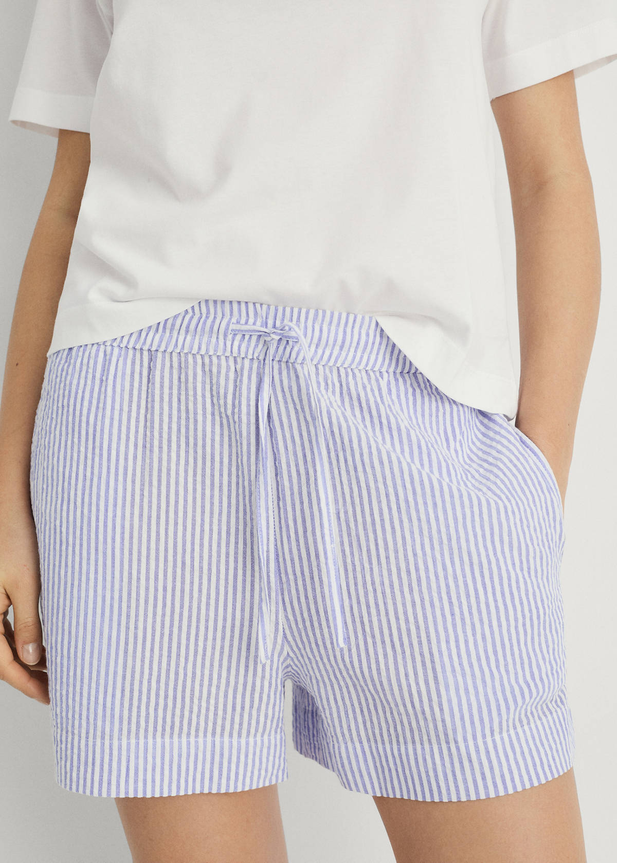 Two-piece striped seersucker pyjama shorts — China Blue
