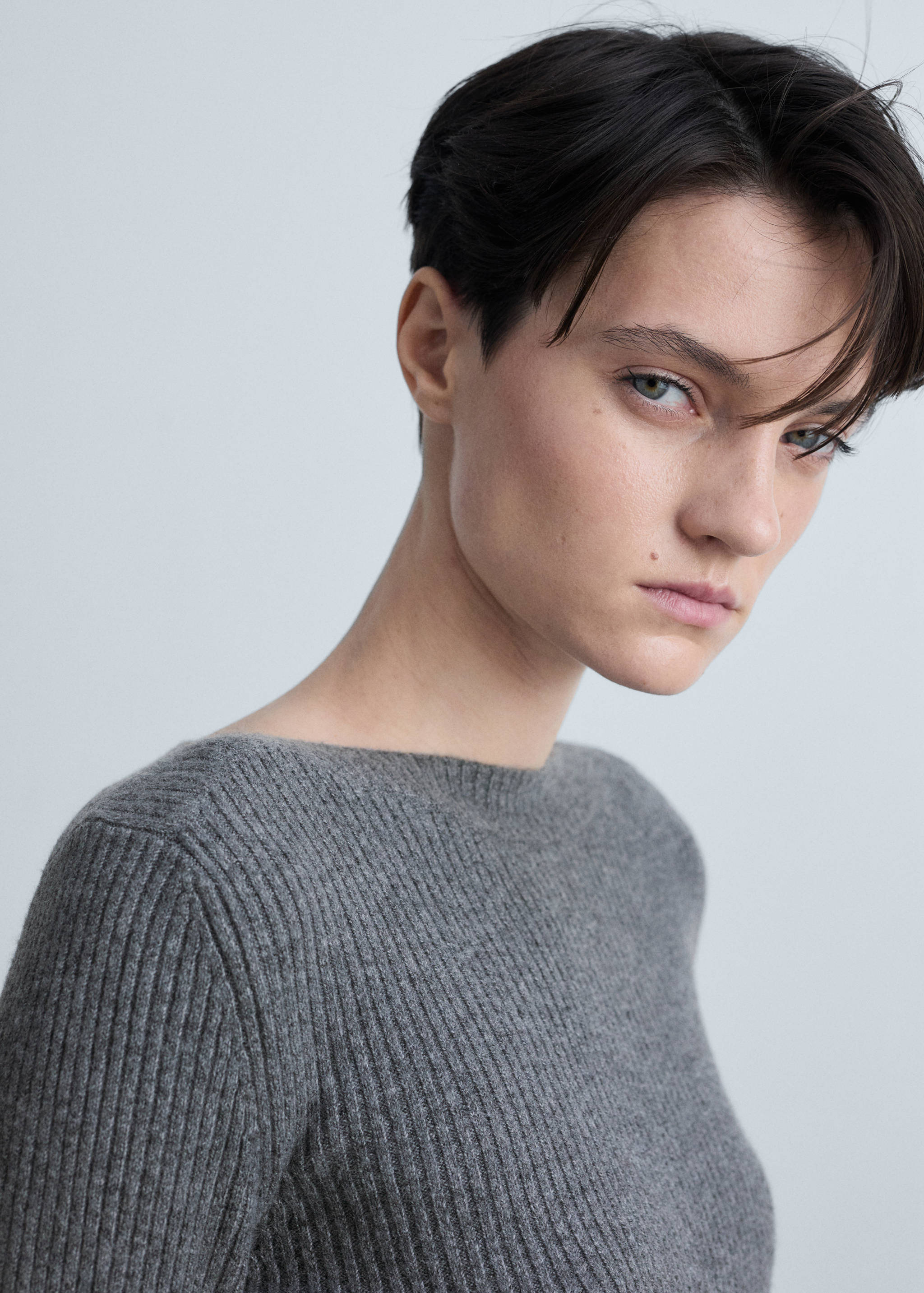 Boat neck ribbed sweater - Details of the article 1
