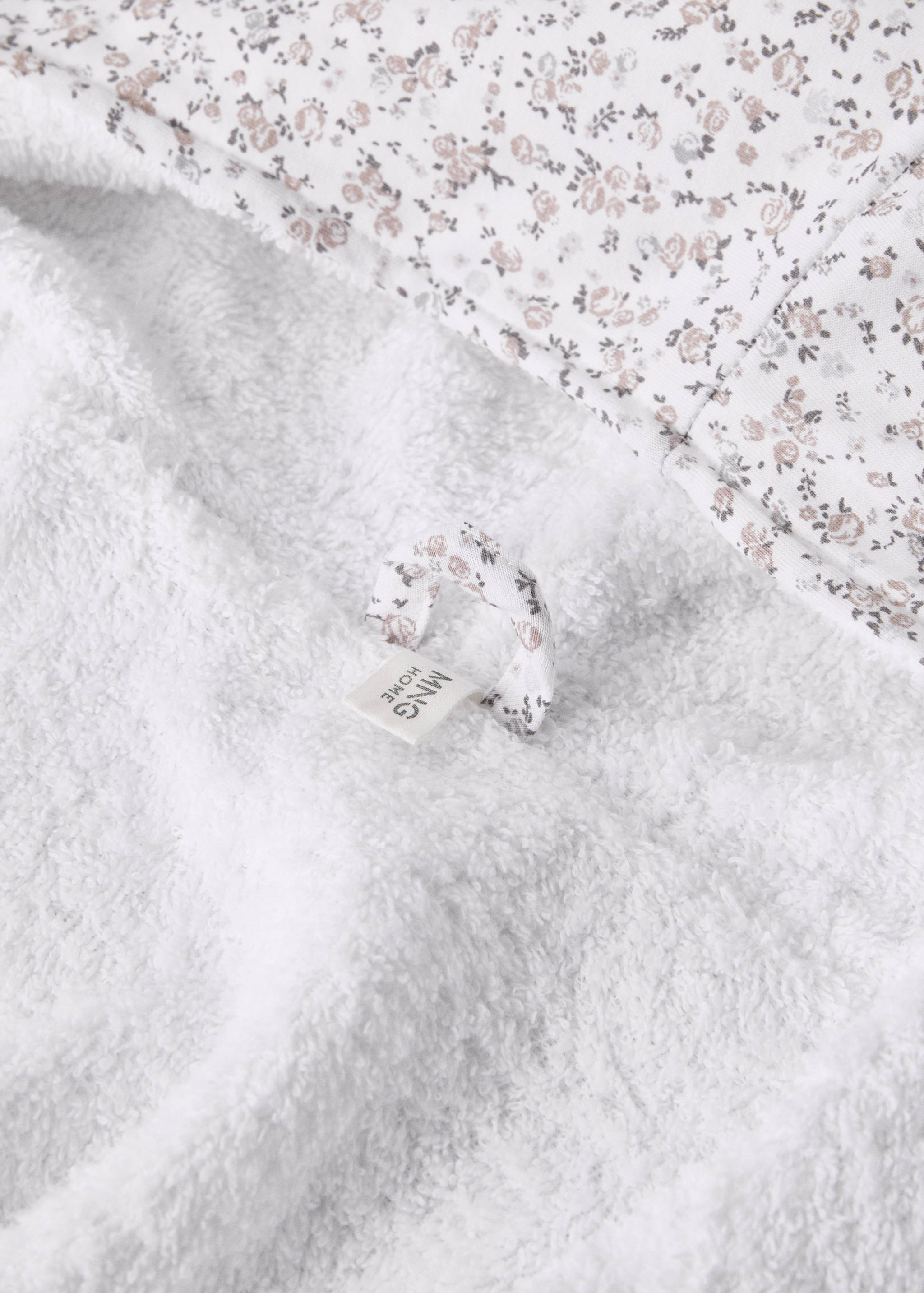 Children’s bathrobe with mini-flower print - Details of the article 4