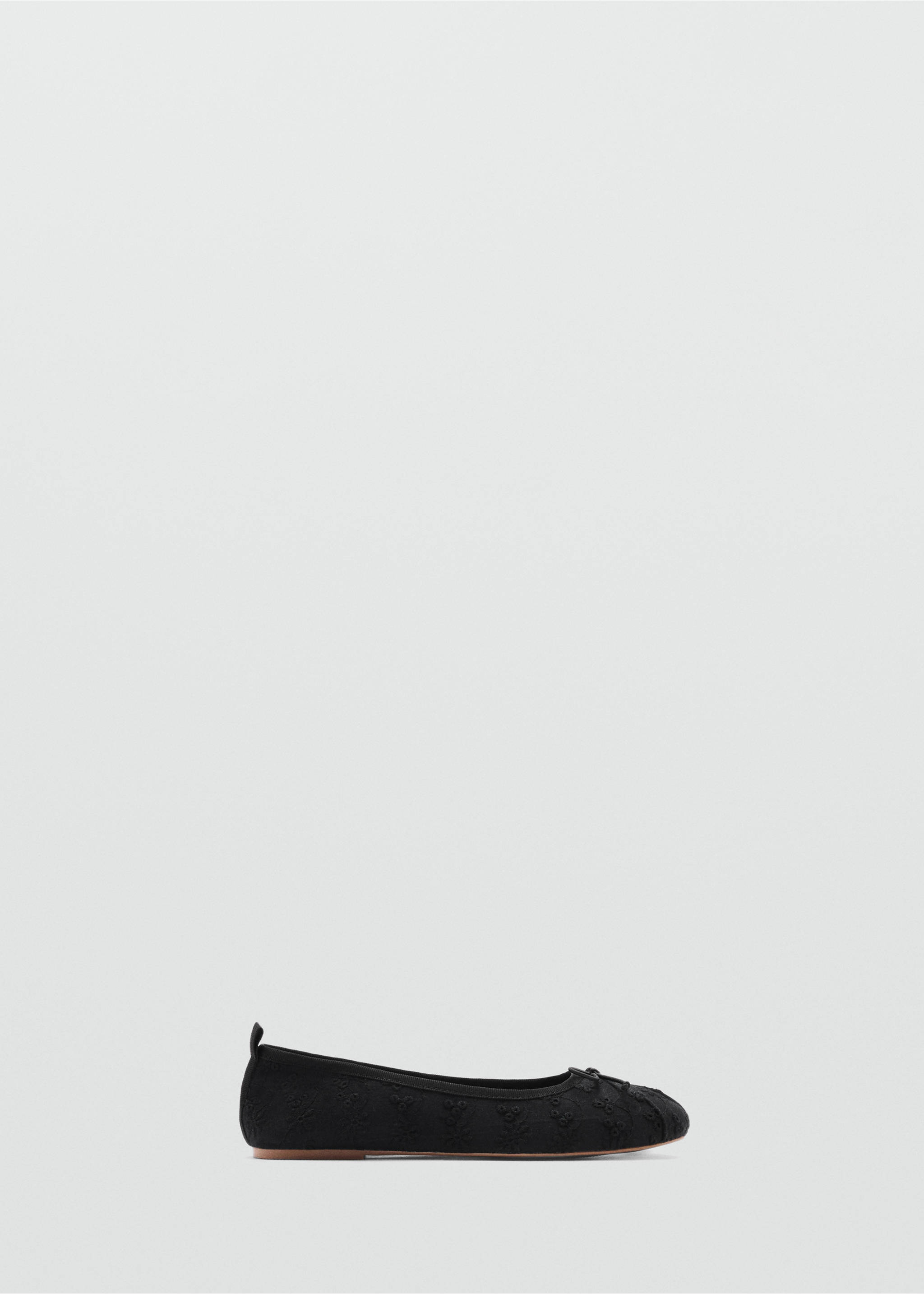 Embroidered ballet flats with bow - Article without model, Black. Ref: 87063640-00.