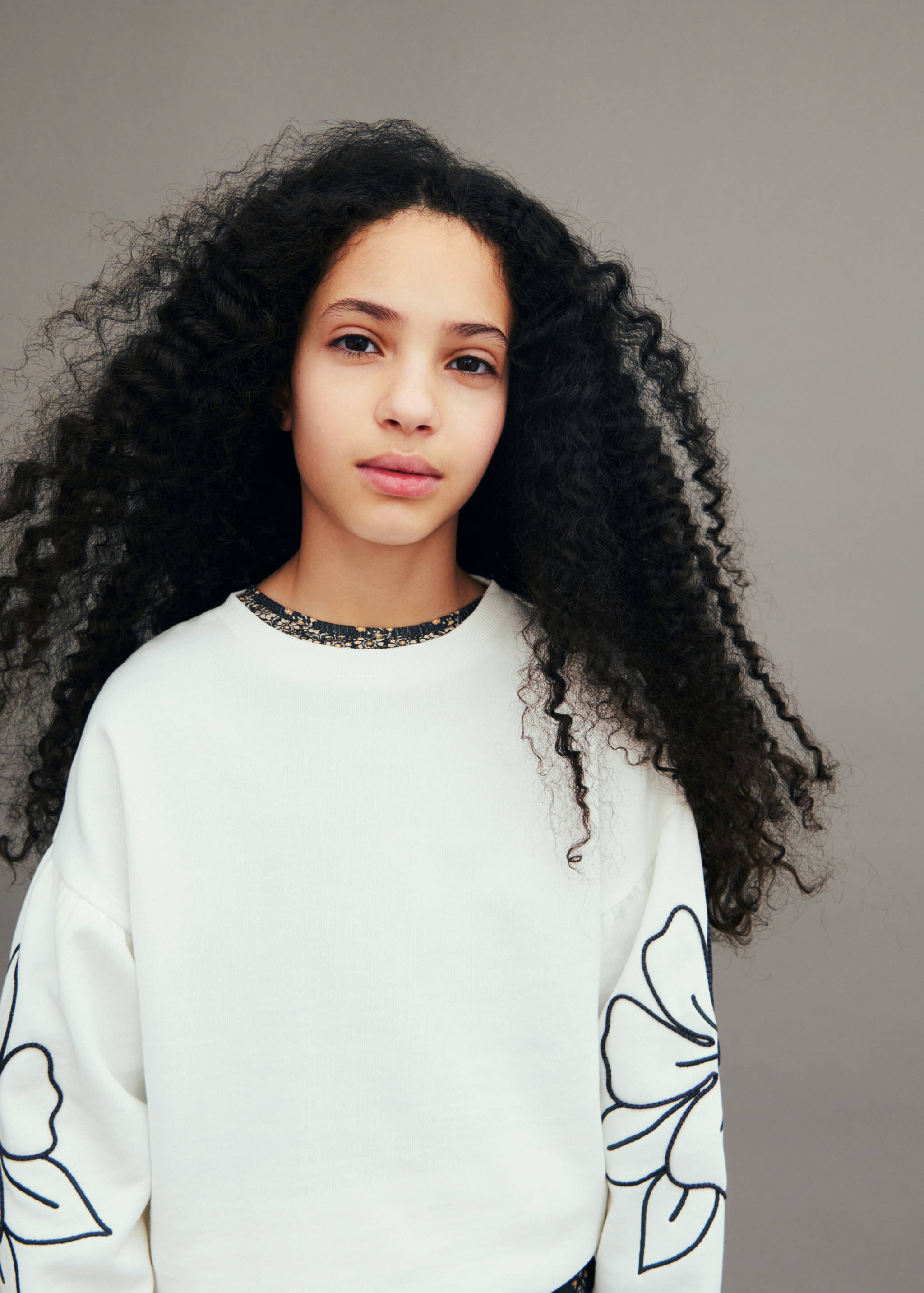 Sudadera bordado floral - Detalle del artículo 5