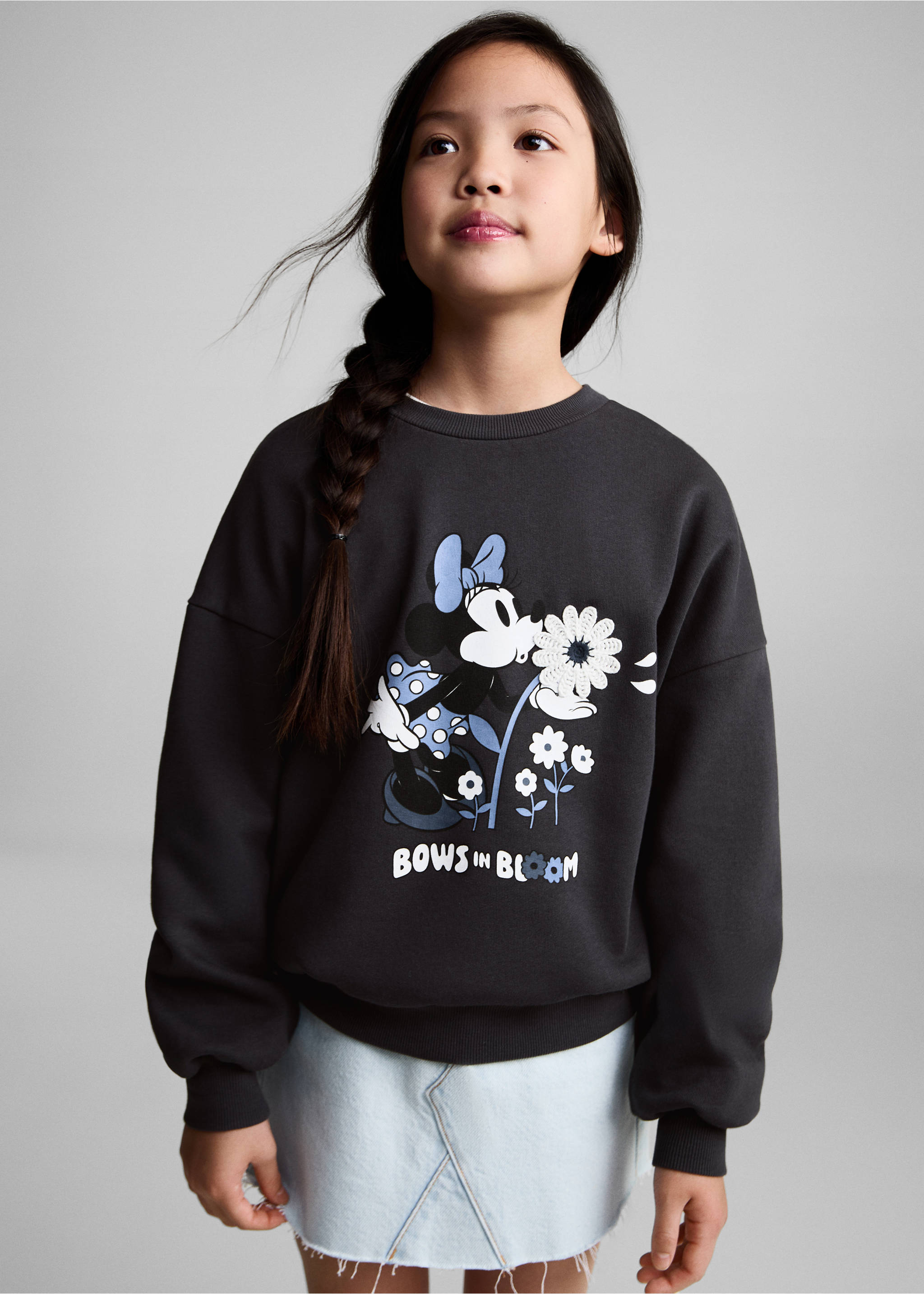 Sudadera Minnie Mouse - Plano medio, Gris antracita. Ref: 87063654-00.