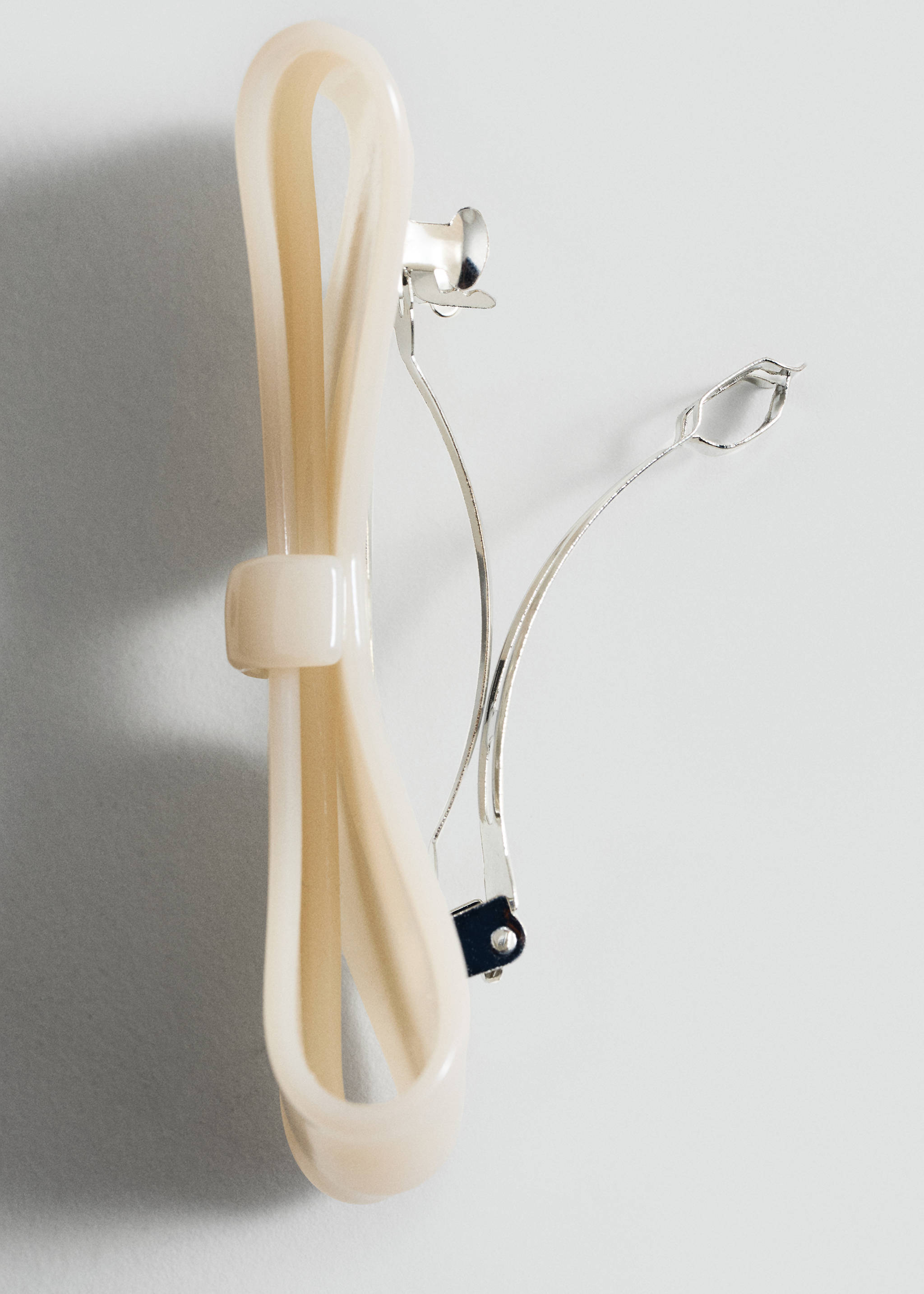 Haarklammer mit Schleife - Mittlere Ansicht