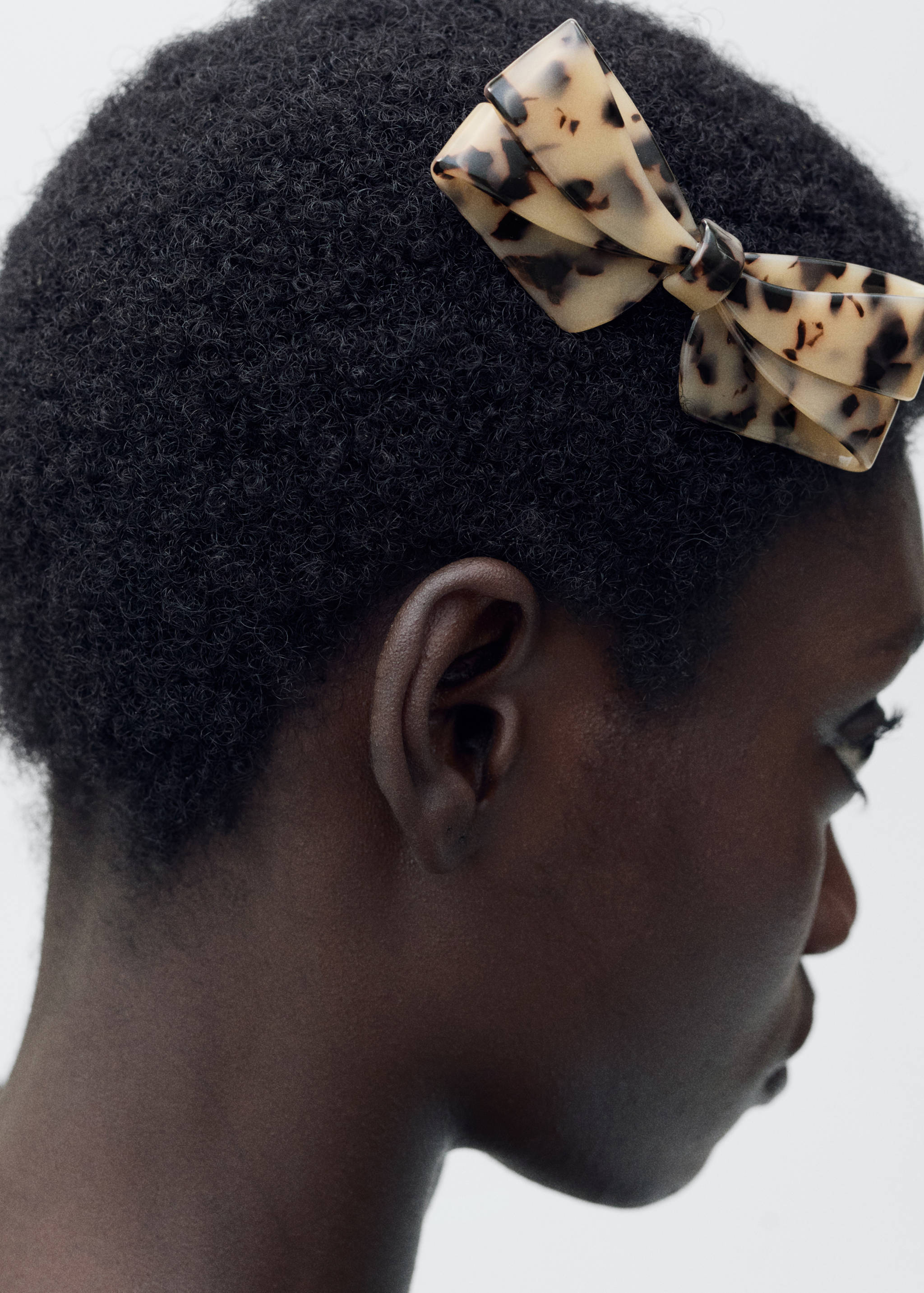 Bow hairclip - Details of the article 7