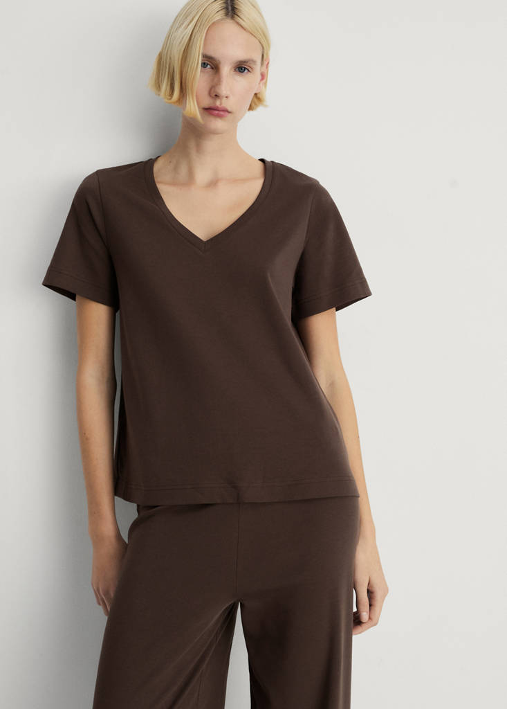 Plain V-neck cotton pyjama t-shirt — Brown