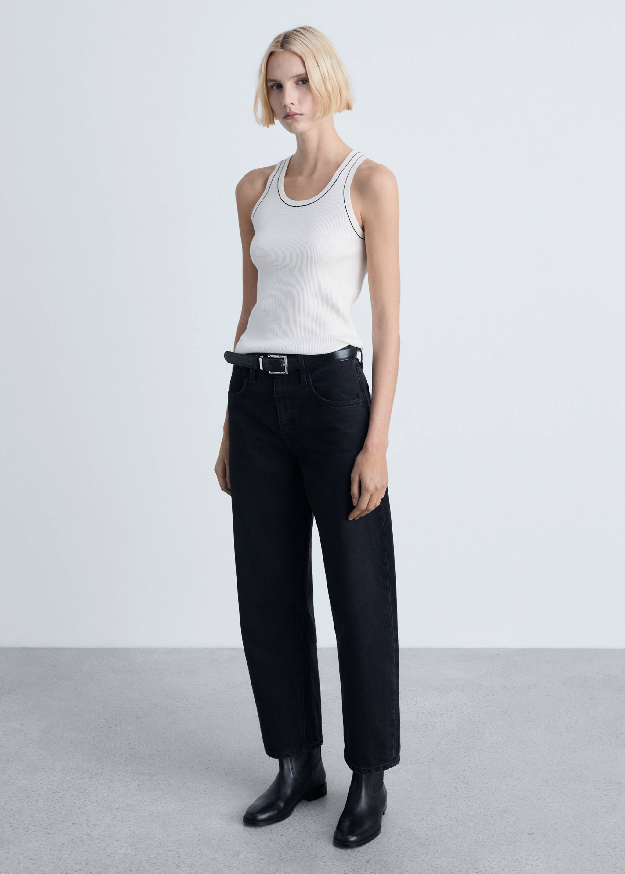 Ribbed top with contrasting trim - General plane