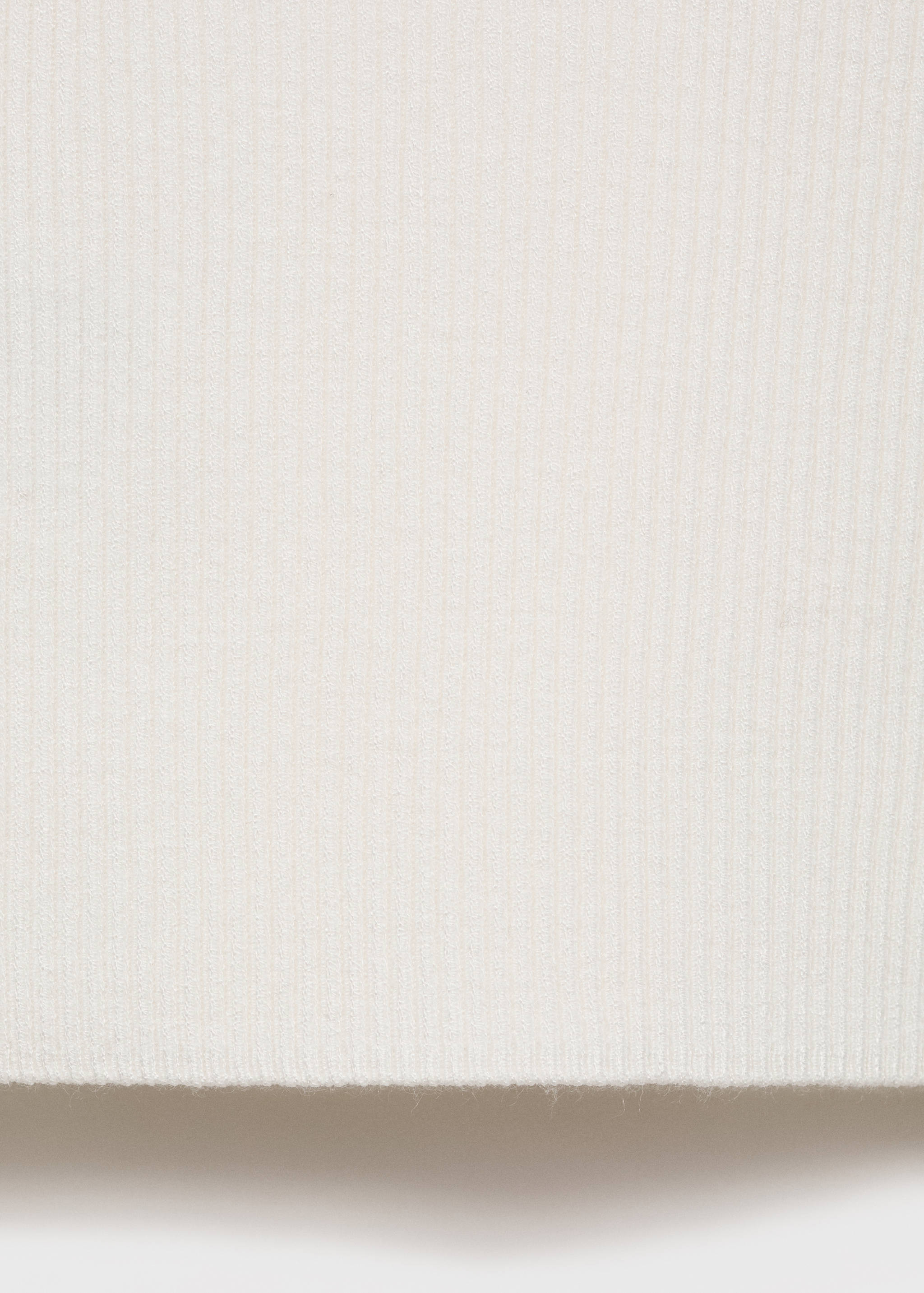 Ribbed top with contrasting trim - Details of the article 0