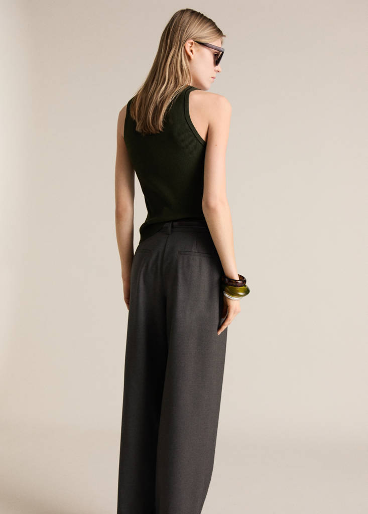 Ribbed top with contrasting trim — Khaki