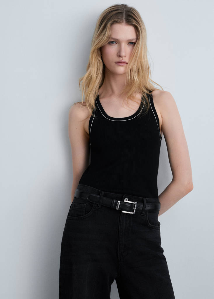 Ribbed top with contrasting trim — Black
