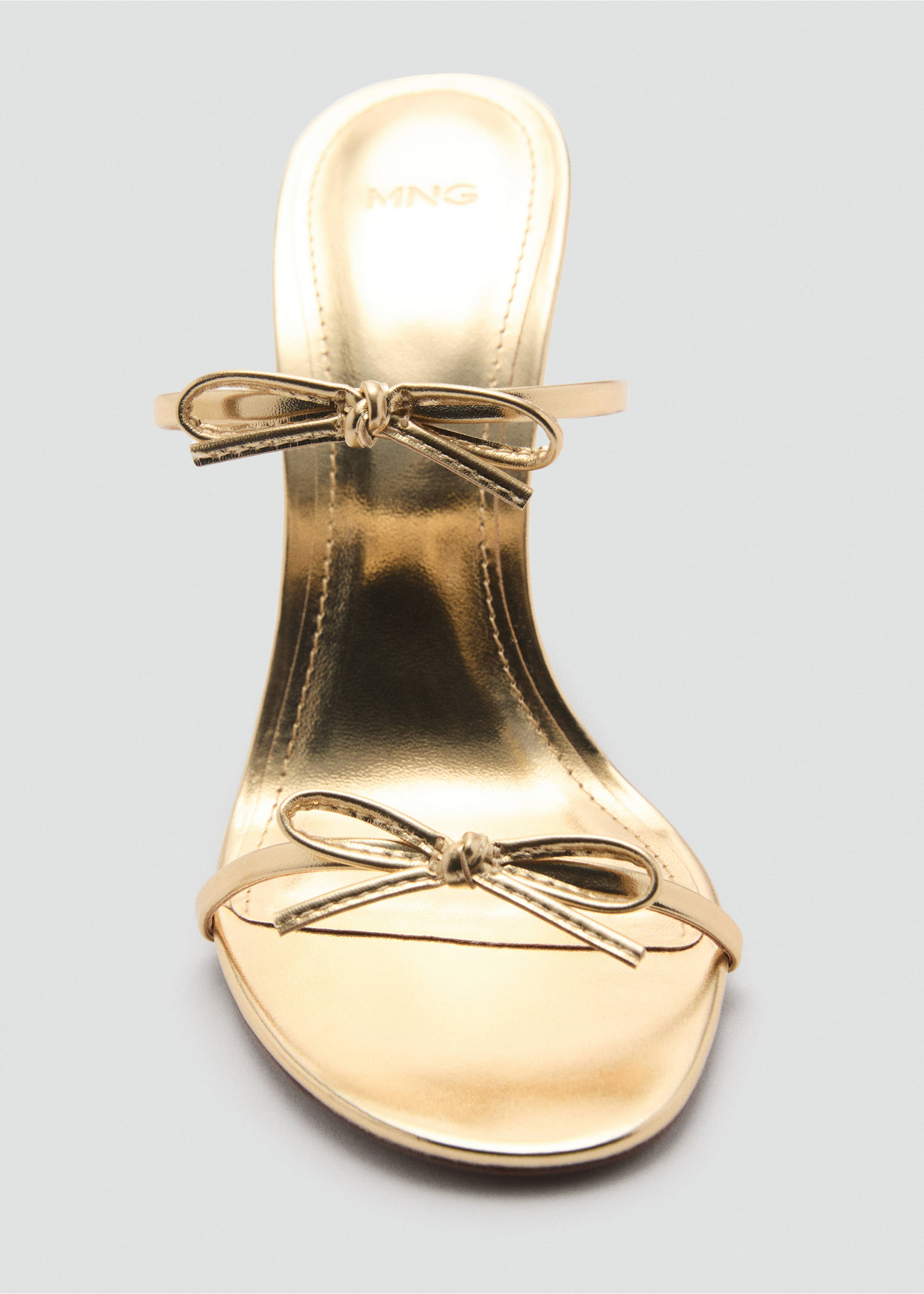 Metallic gold heeled sandal with twin bow straps., Gold. Ref: 87064077-00.