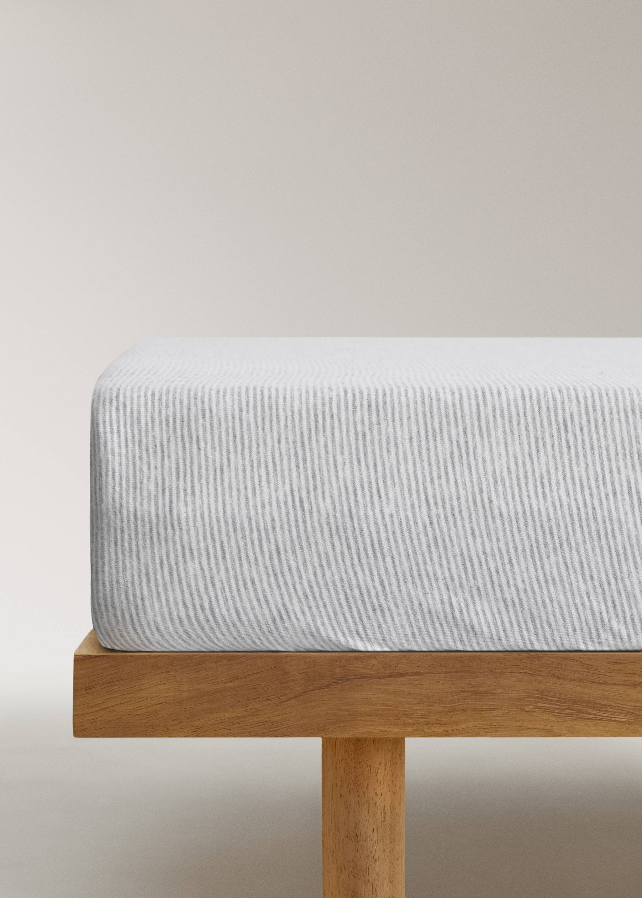 Cotton striped children’s fitted sheet for 90cm bed - Article without model