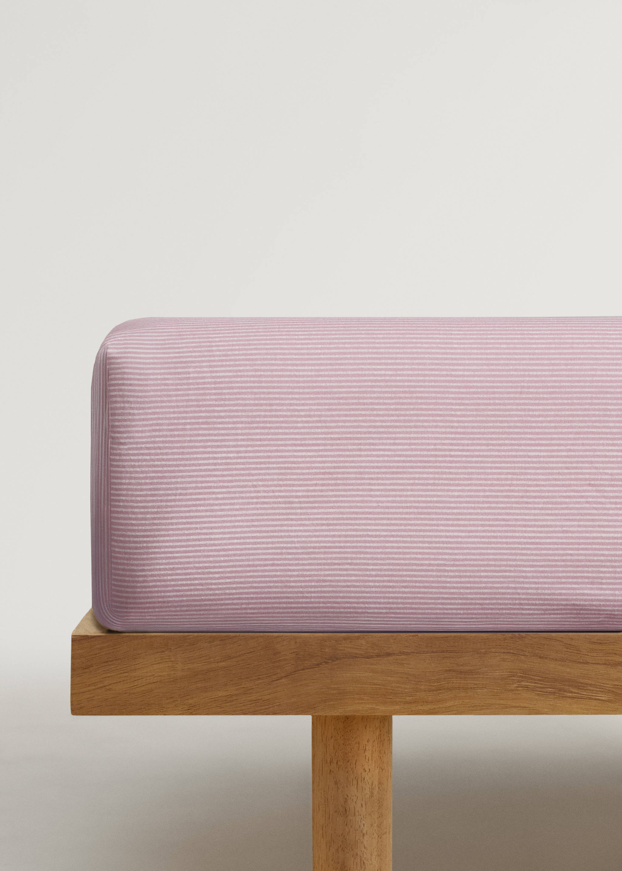 Cotton percale striped fitted sheet for cot - Article without model