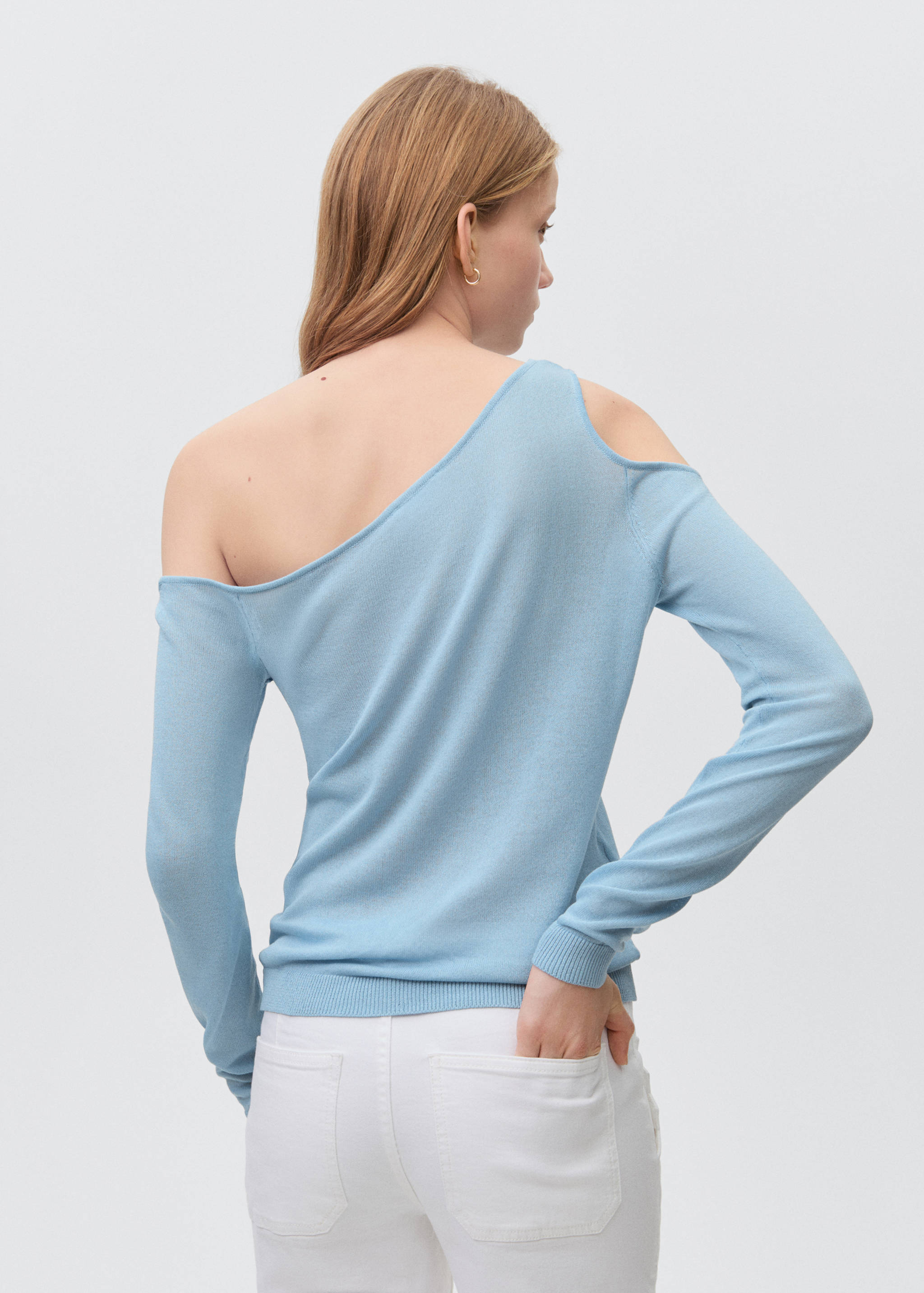 Asymmetric knit sweater - Reverse of the article