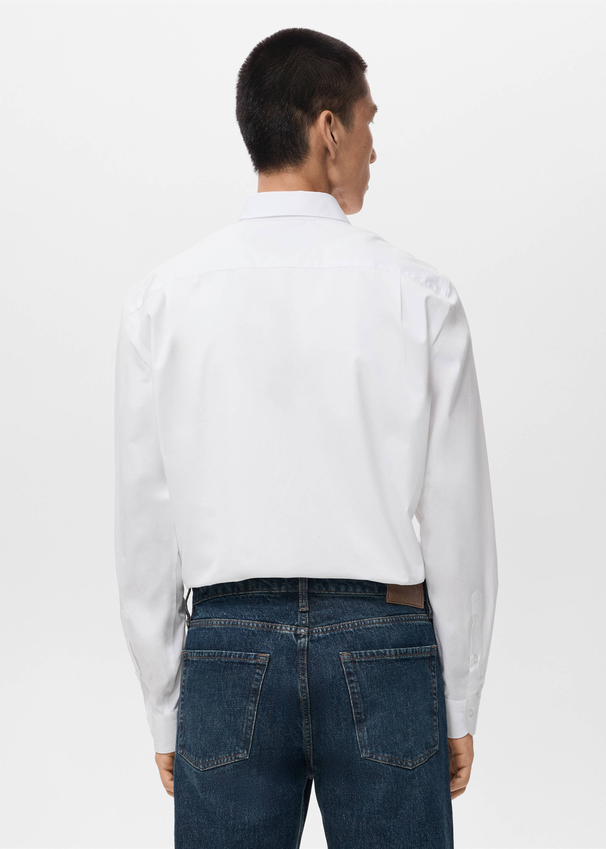 100% cotton regular-fit shirt - Reverse of the article