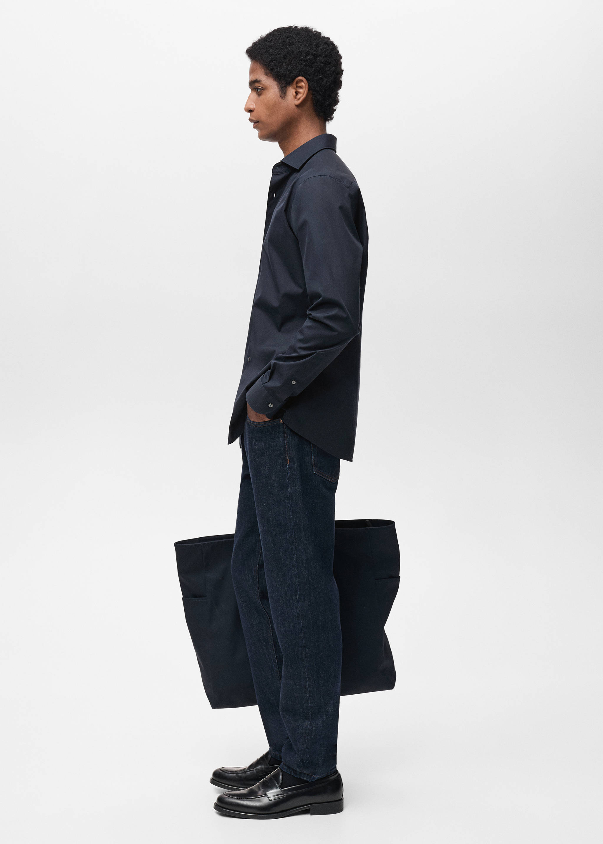 100% cotton regular-fit shirt - Details of the article 2