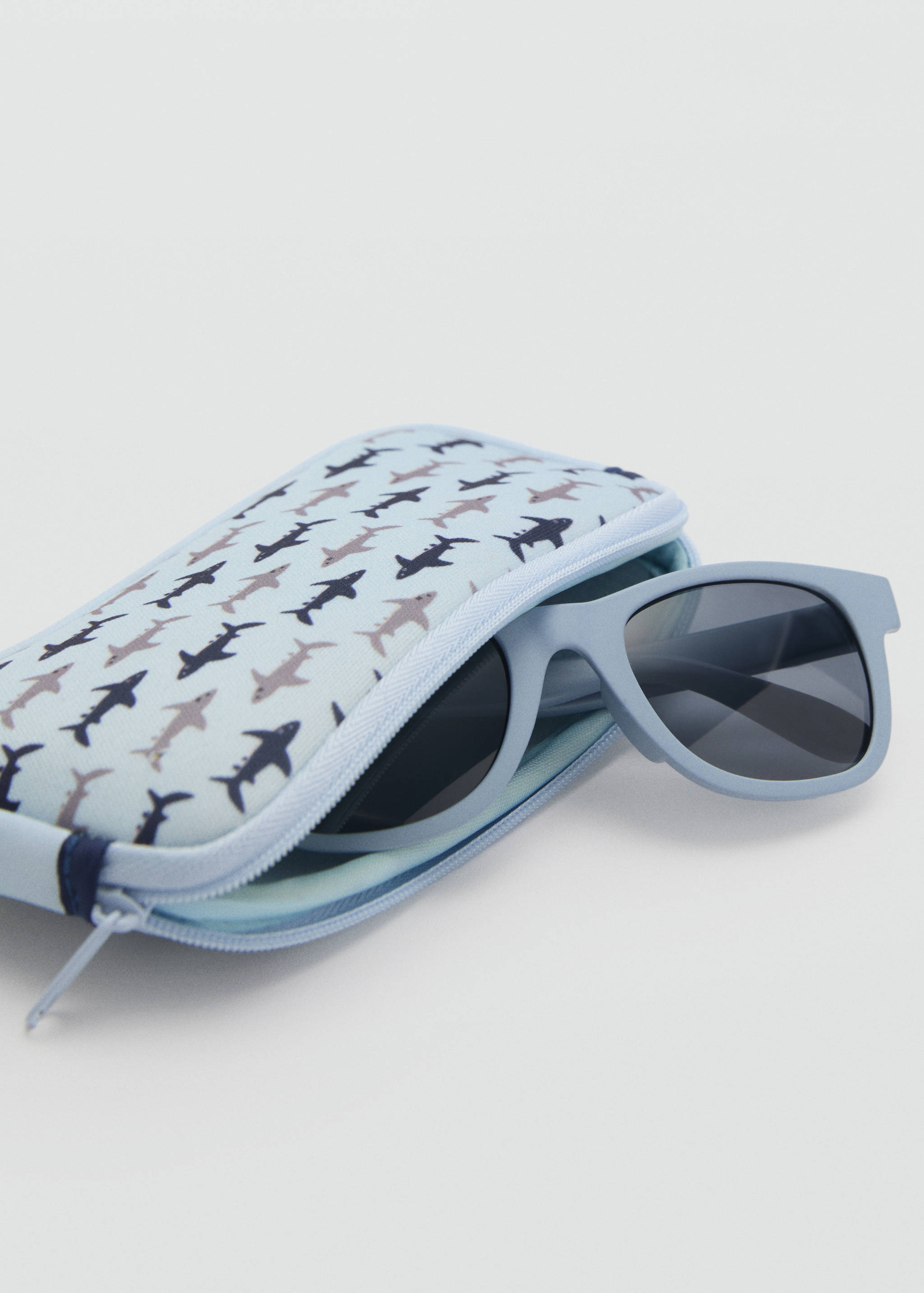 Matte frame sunglasses - Details of the article 3