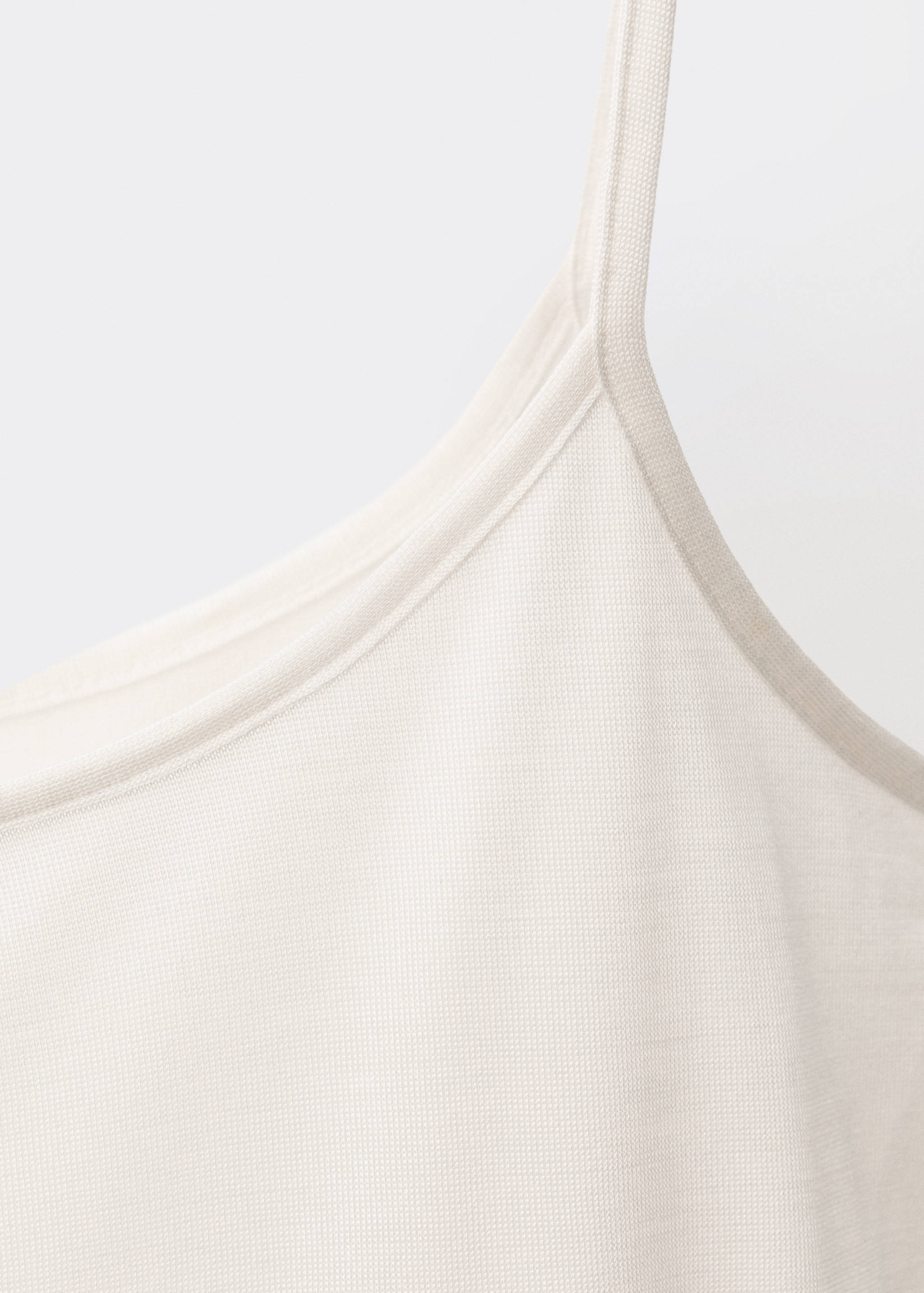 Top na cienkich ramiączkach z jedwabiu - Szczegóły artykułu 8