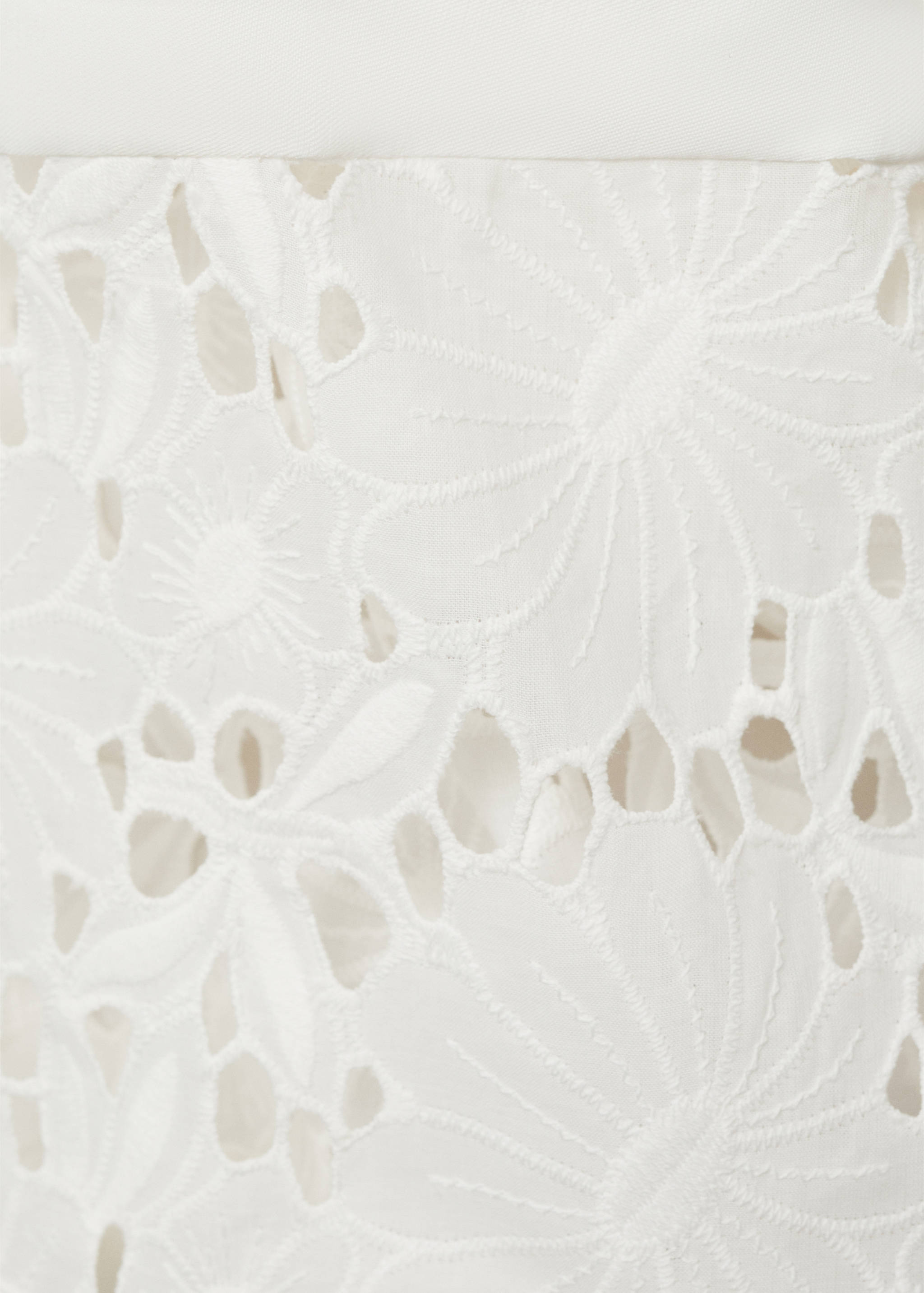 Linen-blend caftan with openwork details - Details of the article 0