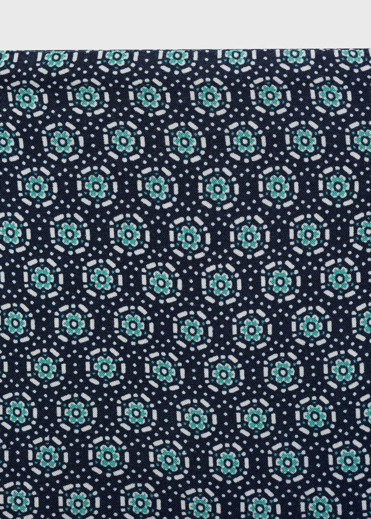 Fluted hem skirt — Dark Navy