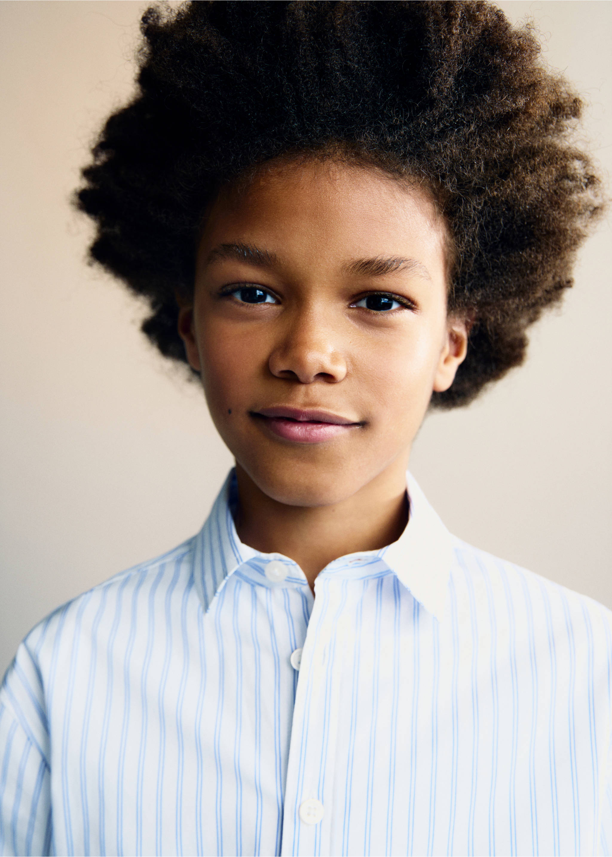 Camisa algodón rayas - Detalle del artículo 1, Blanco. Ref: 87064791-00.