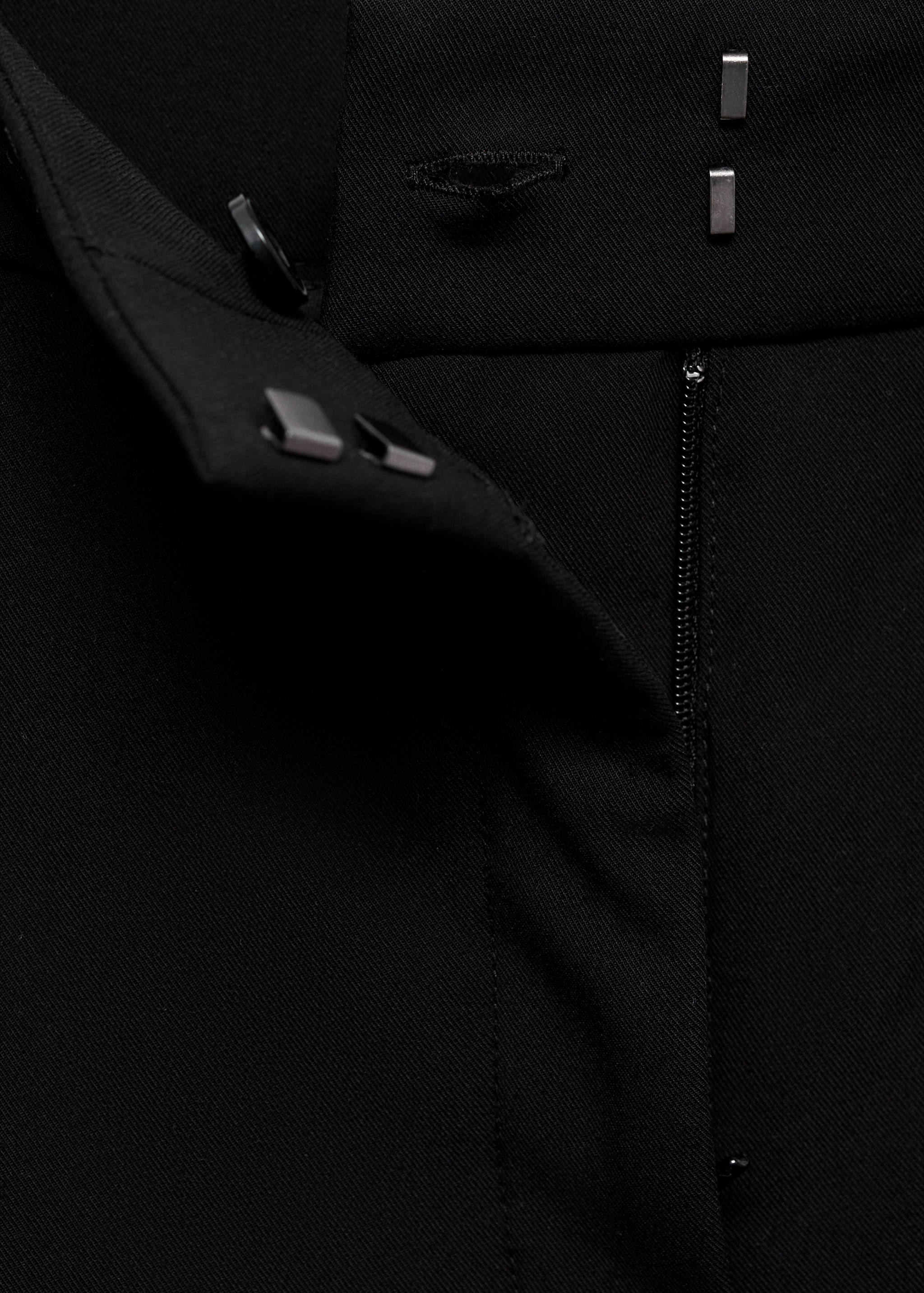 Straight mid-rise pants - Details of the article 8
